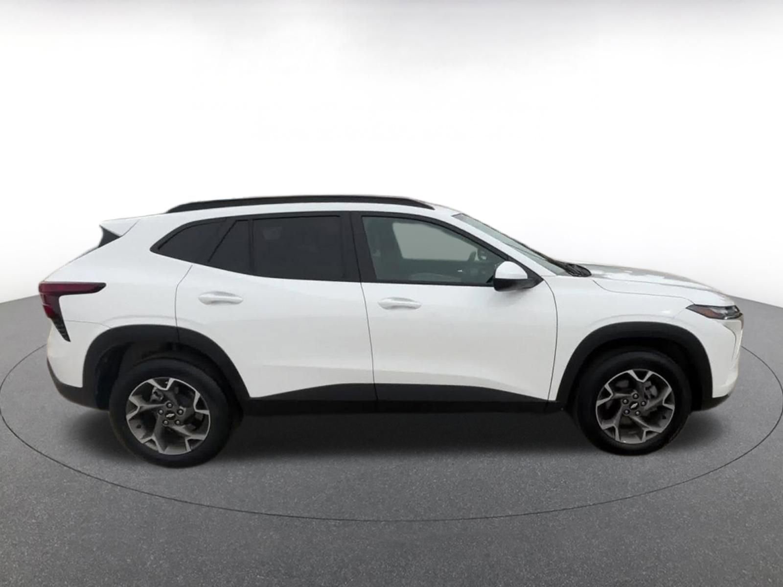 Thumbnail: 2025 Kia K4 - 16