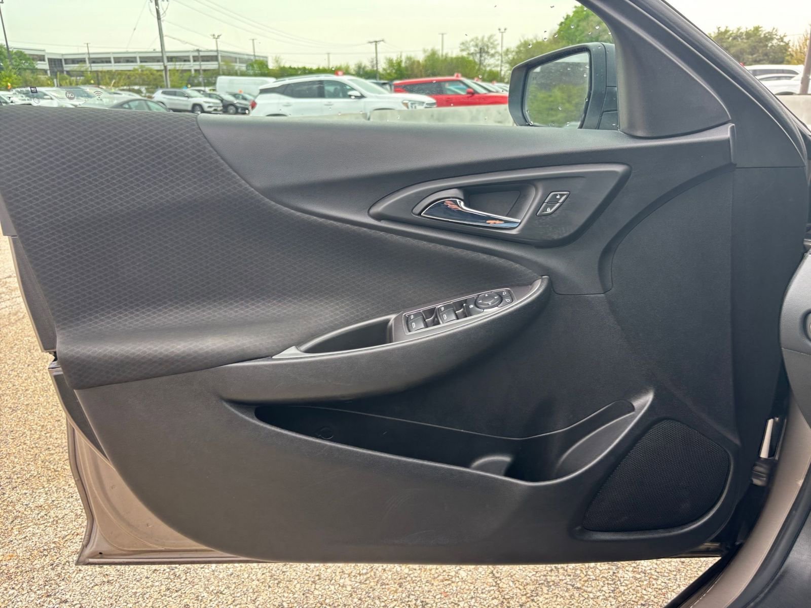 Thumbnail: 2023 Chevrolet Malibu - 18