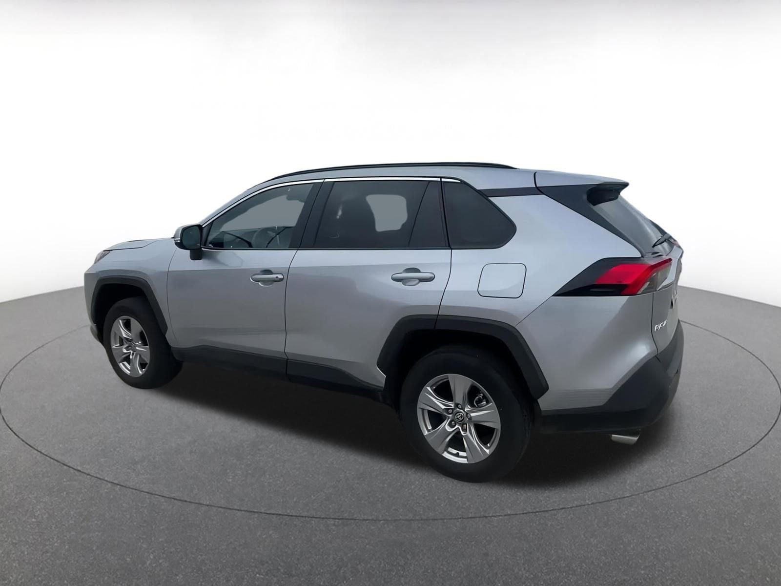 Thumbnail: 2025 Toyota RAV4 - 10