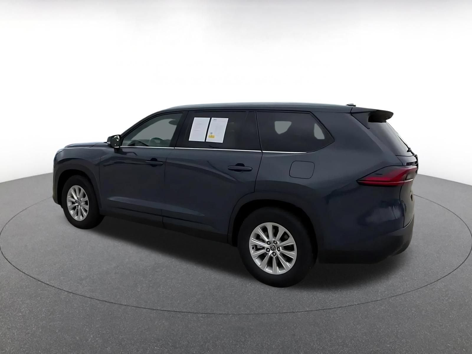 Thumbnail: 2025 Toyota Grand Highlander - 10