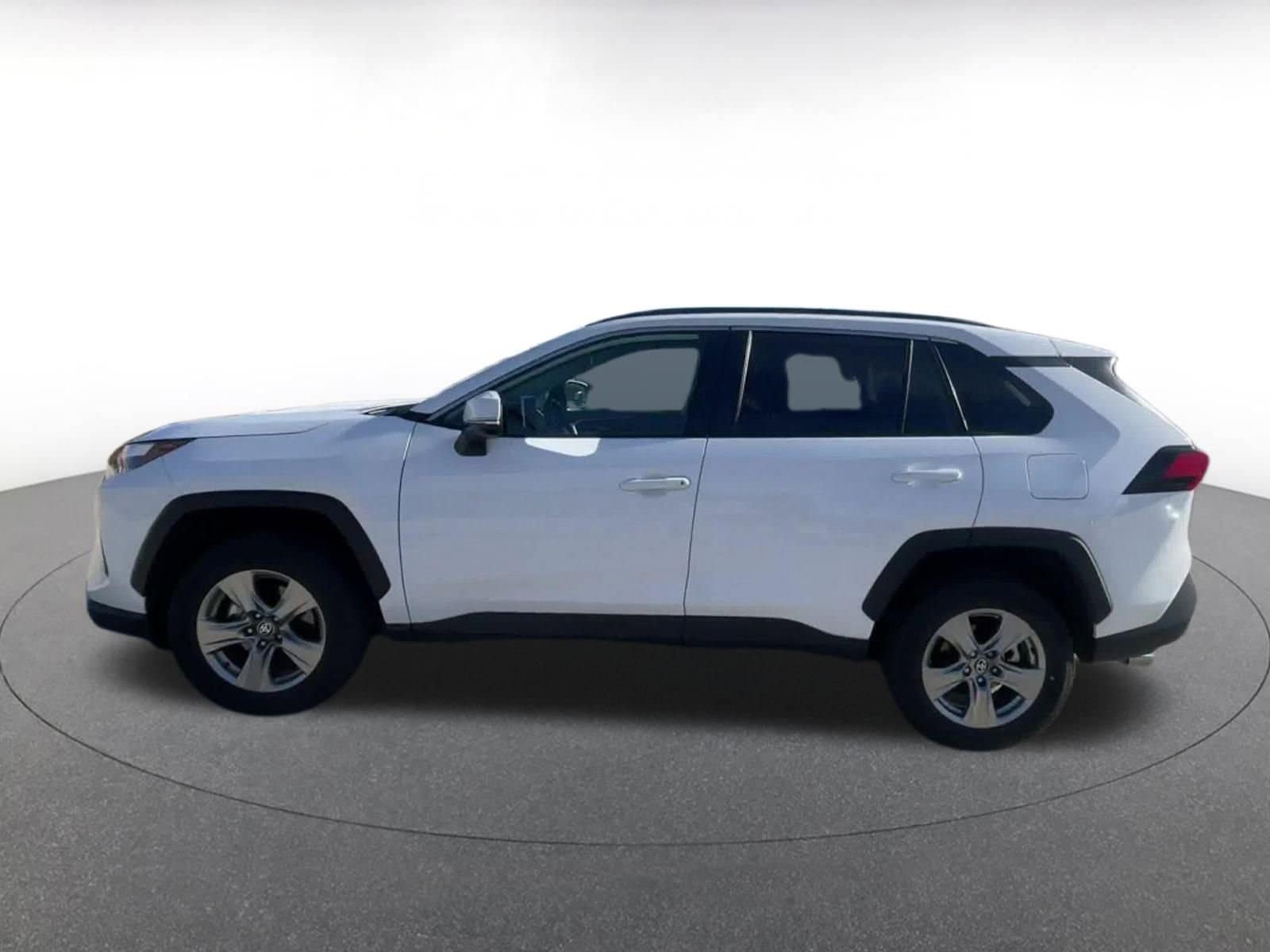 Thumbnail: 2025 Toyota RAV4 - 9