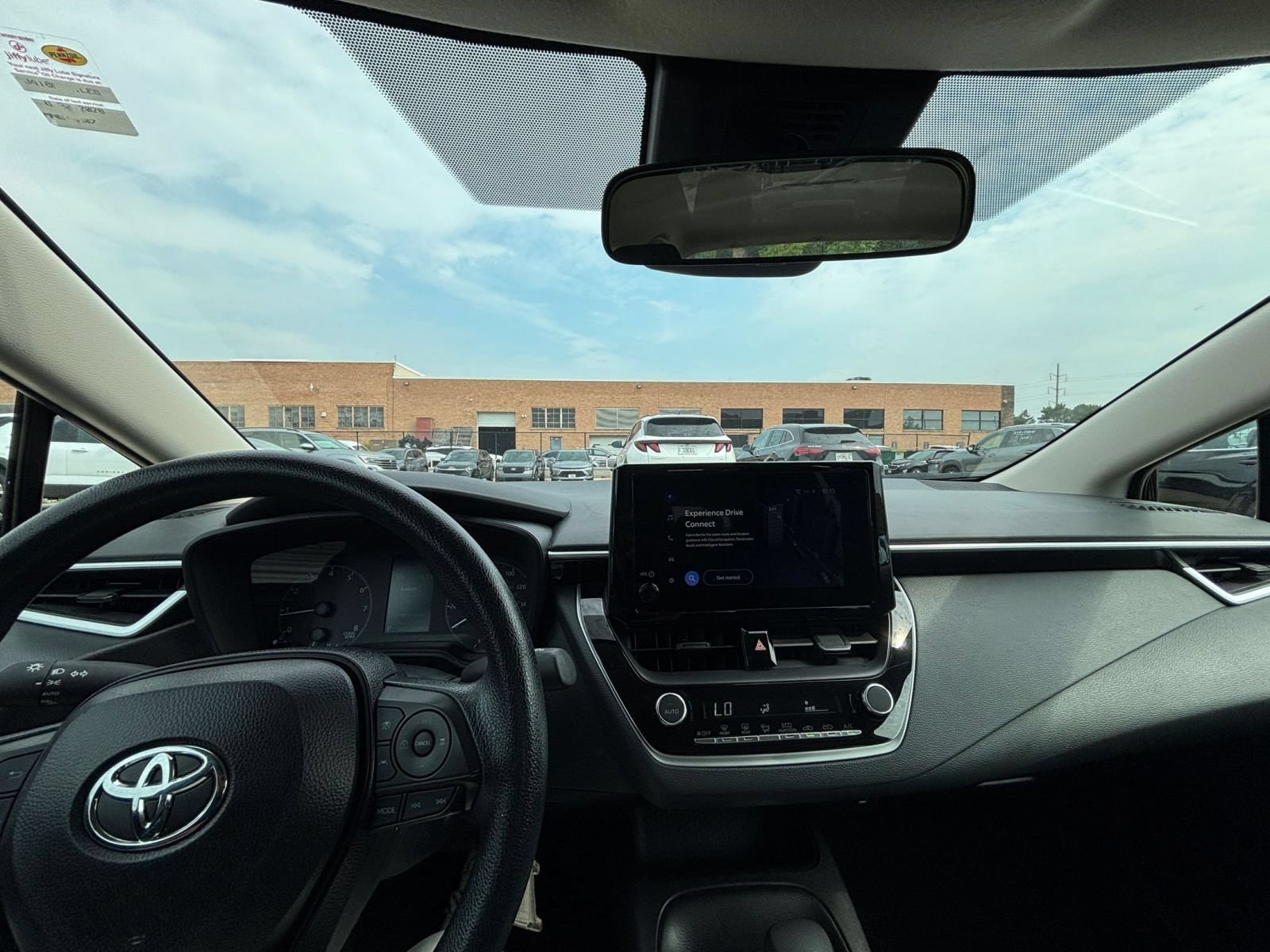 Thumbnail: 2025 Toyota Corolla - 30
