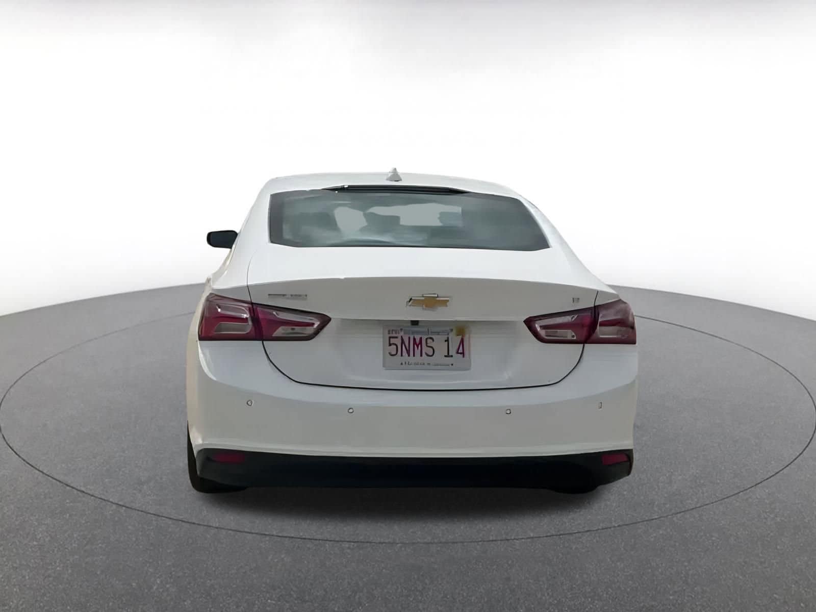 Thumbnail: 2024 Chevrolet Malibu - 12