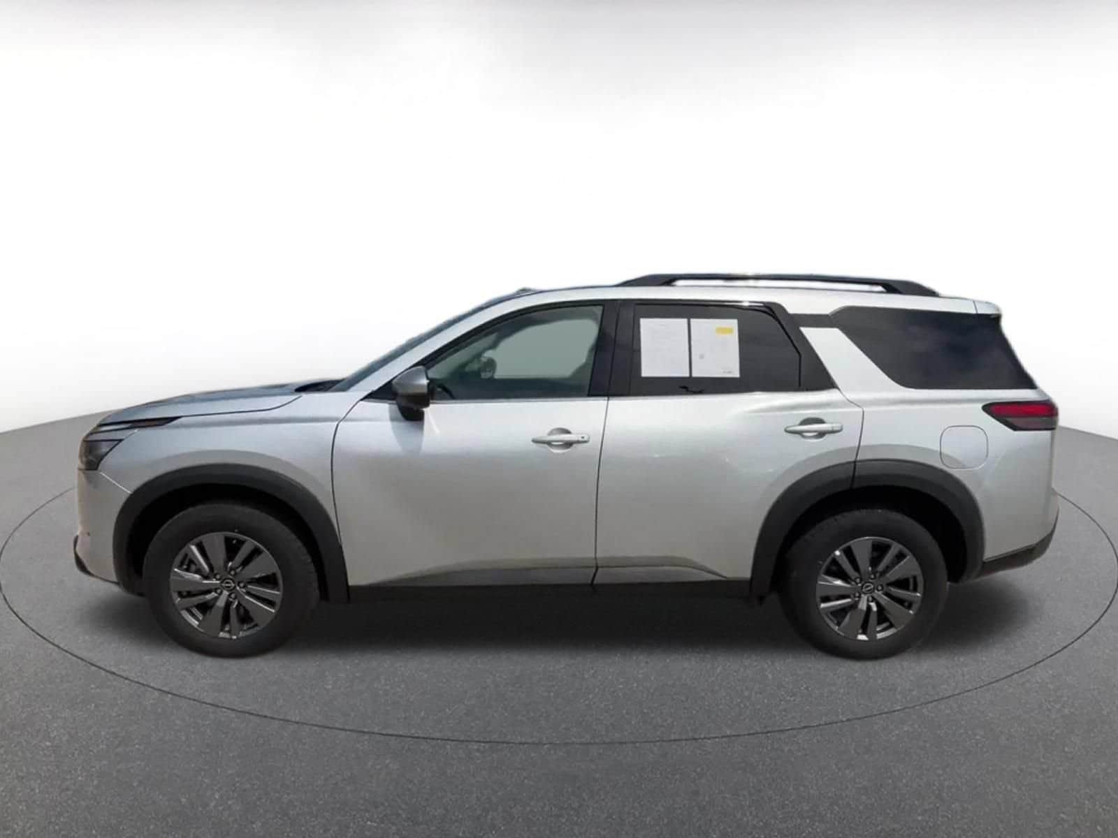 Thumbnail: 2025 Nissan Pathfinder - 9