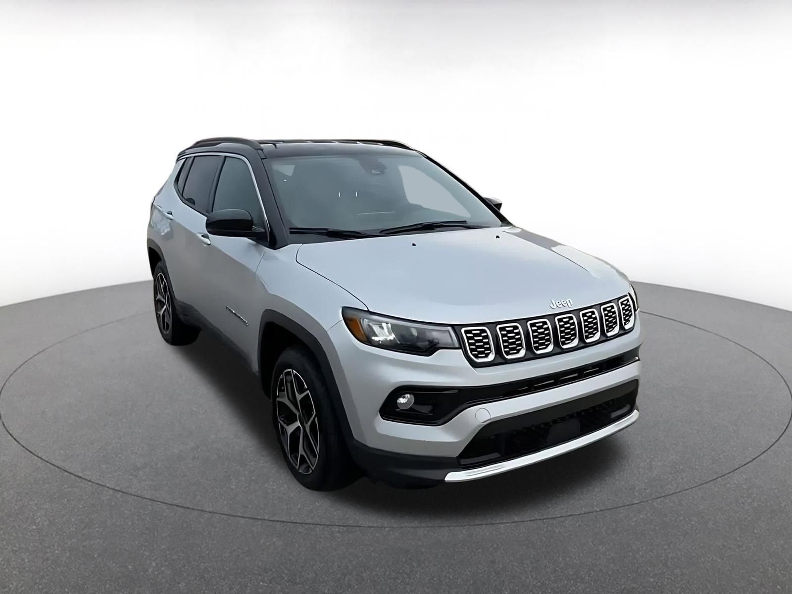Thumbnail: 2025 Jeep Compass - 3
