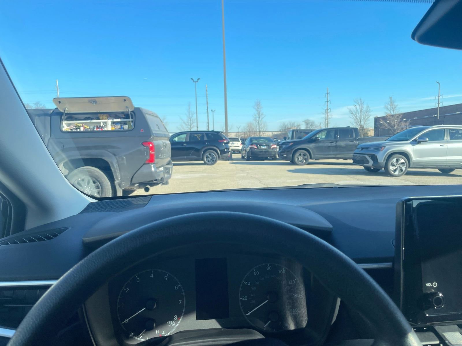 Thumbnail: 2025 Toyota Corolla - 34