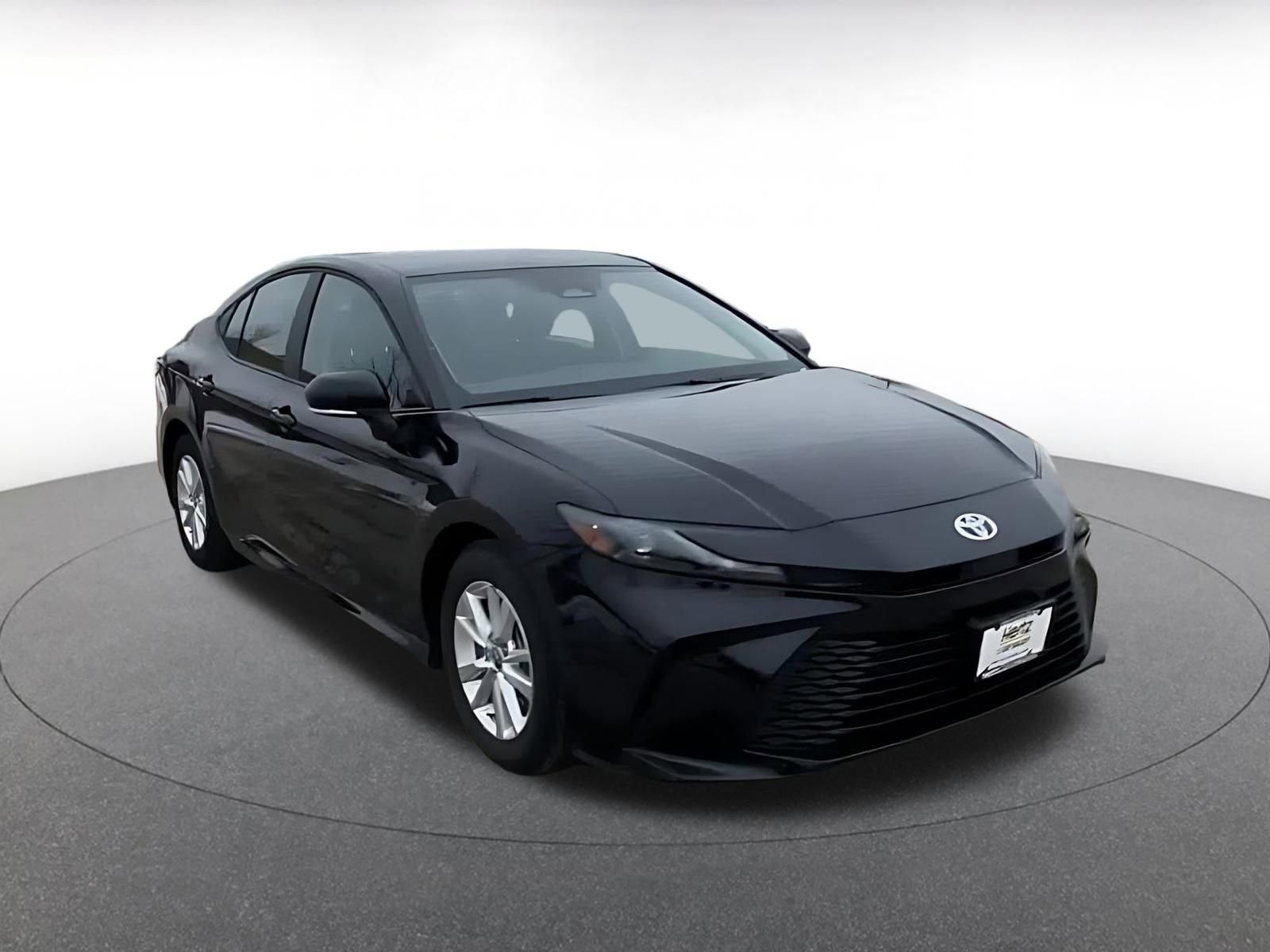Thumbnail: 2025 Toyota Camry - 3