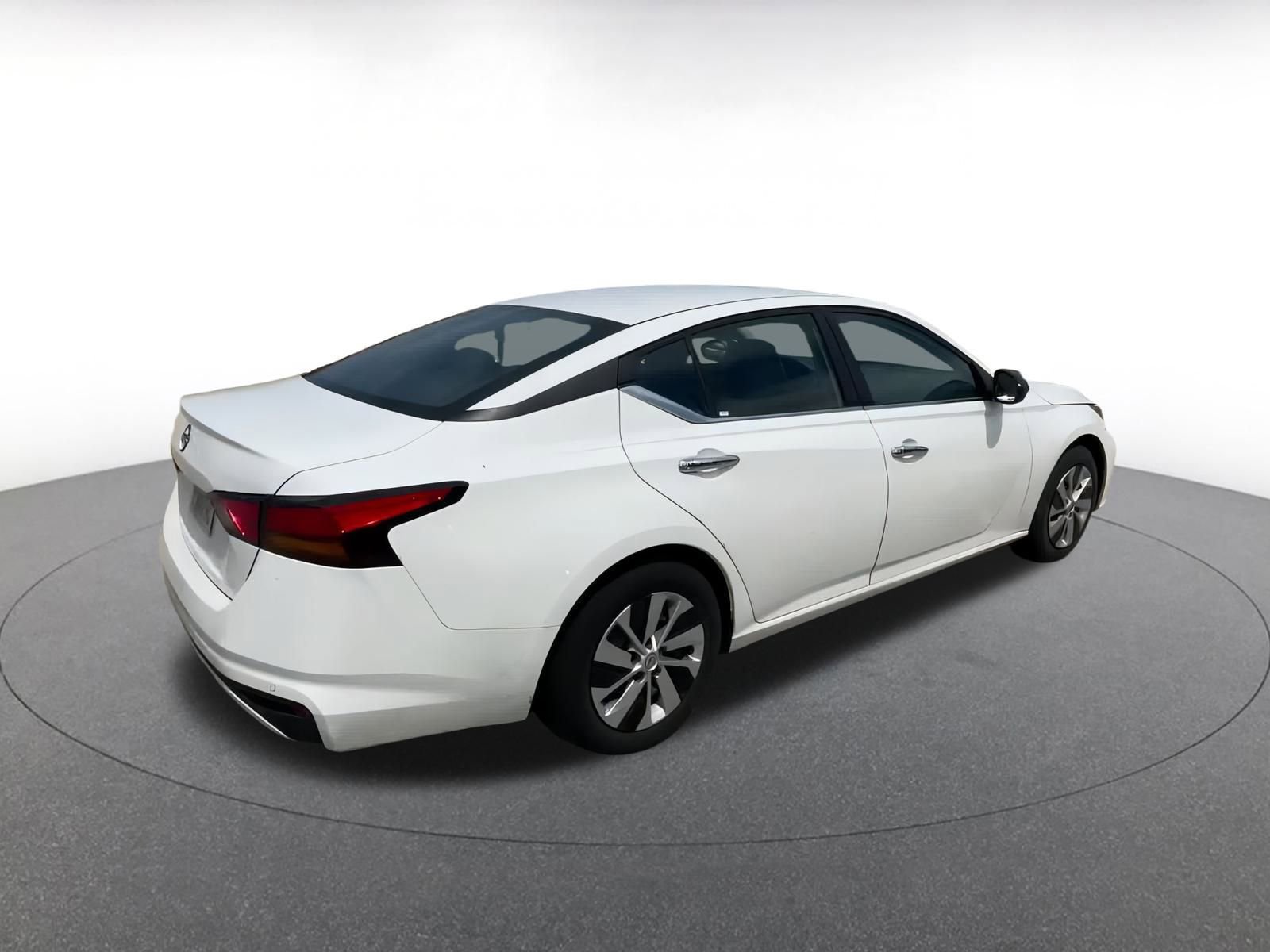 Thumbnail: 2024 Nissan Altima - 15