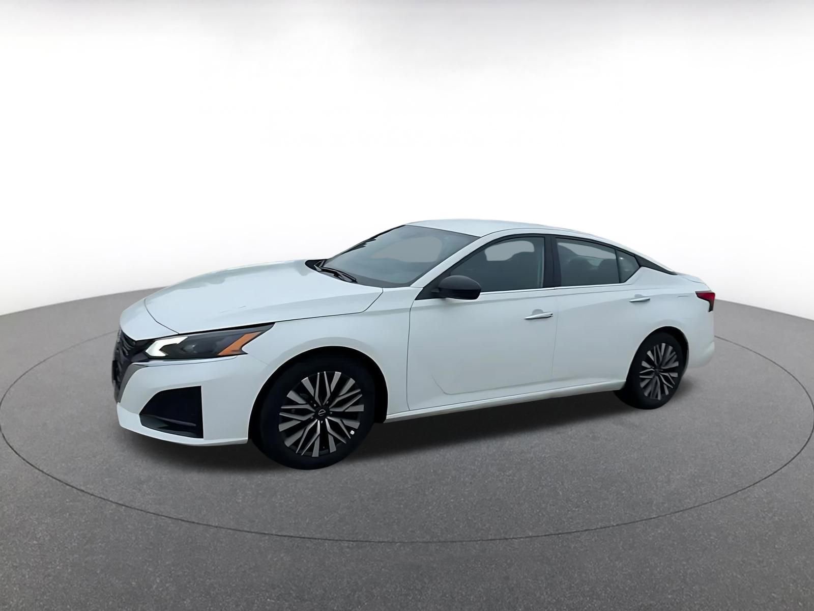 Thumbnail: 2025 Nissan Altima - 8