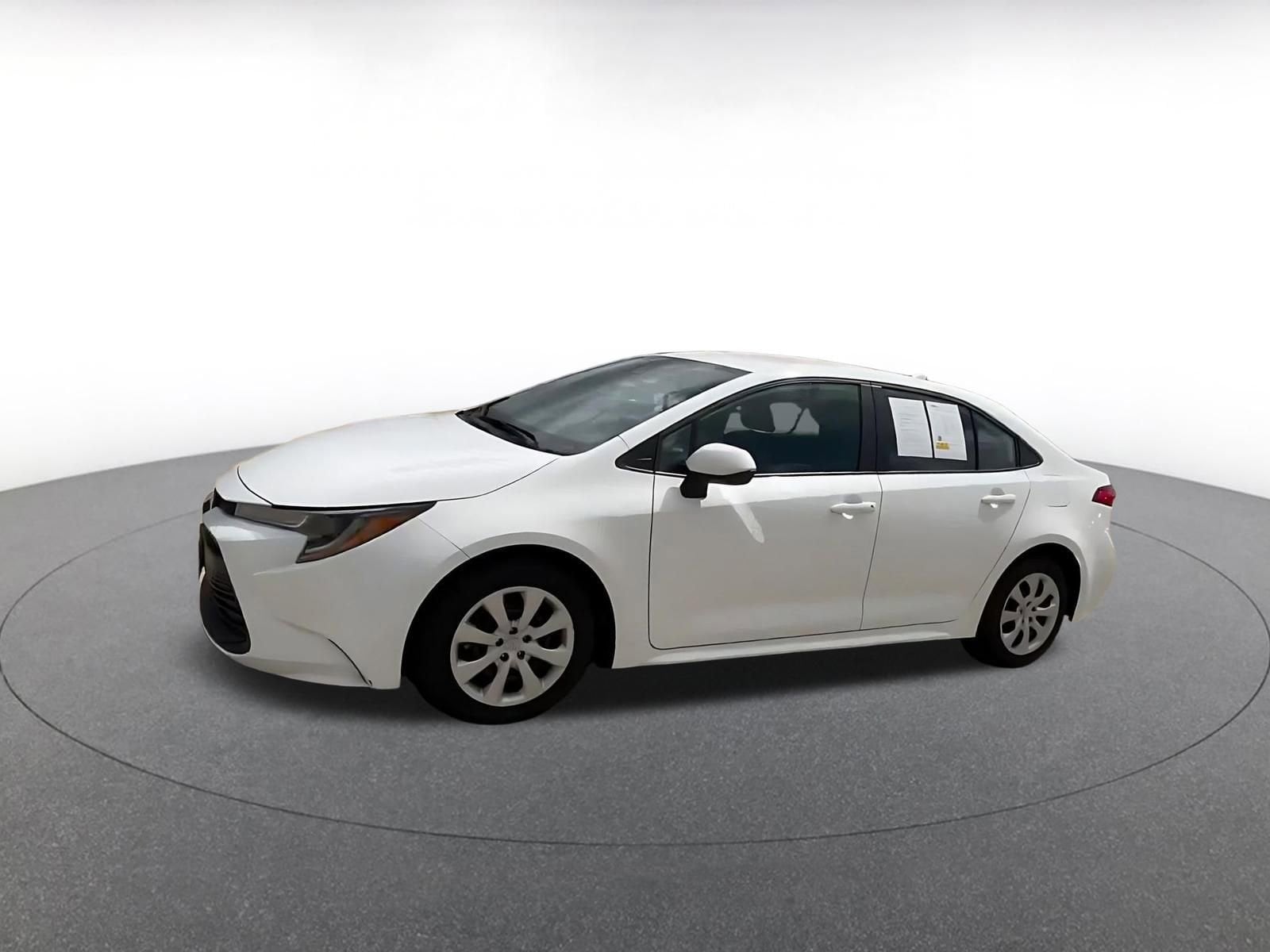 Thumbnail: 2025 Toyota Corolla - 8
