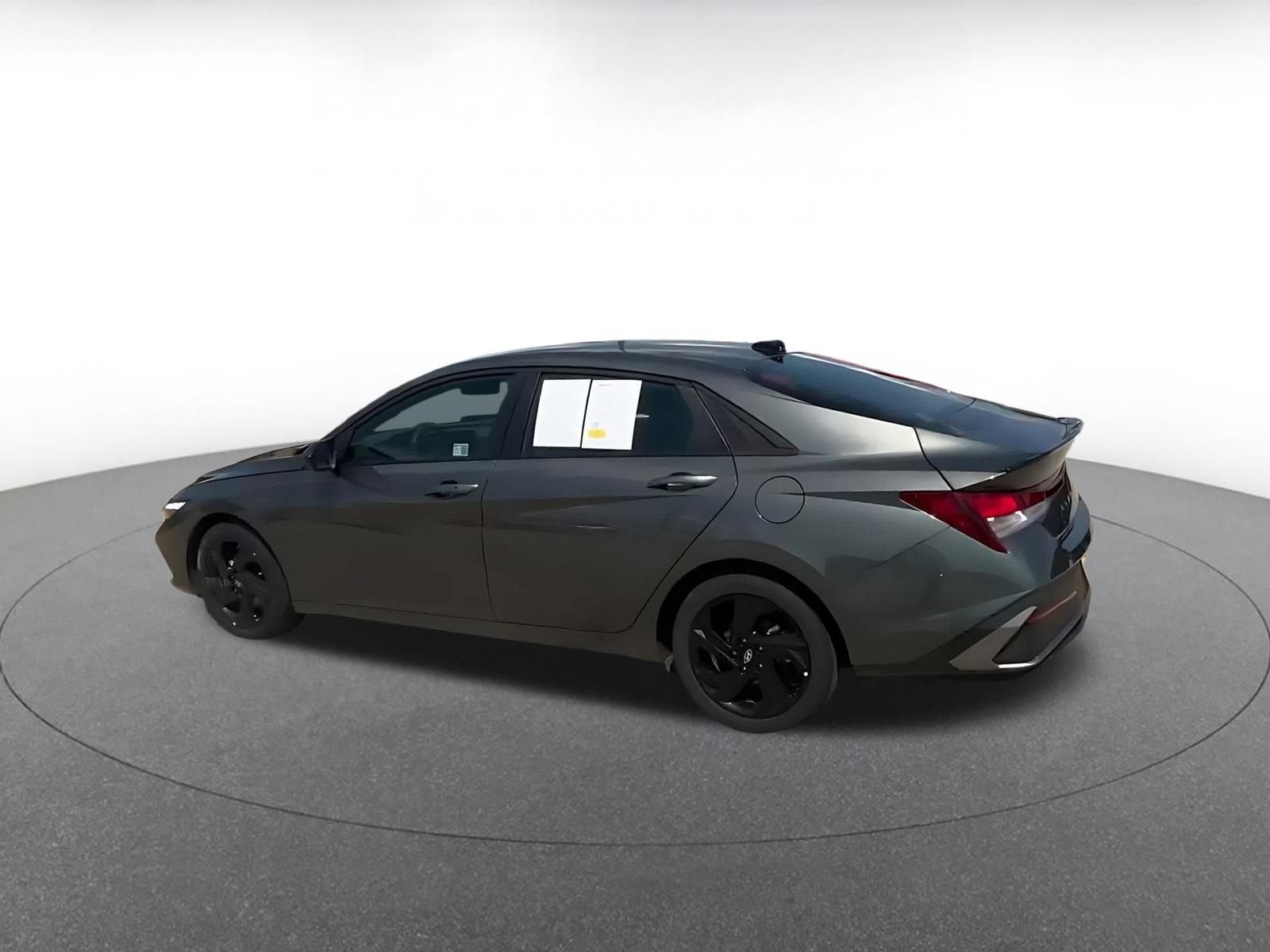 Thumbnail: 2026 Hyundai Elantra - 9