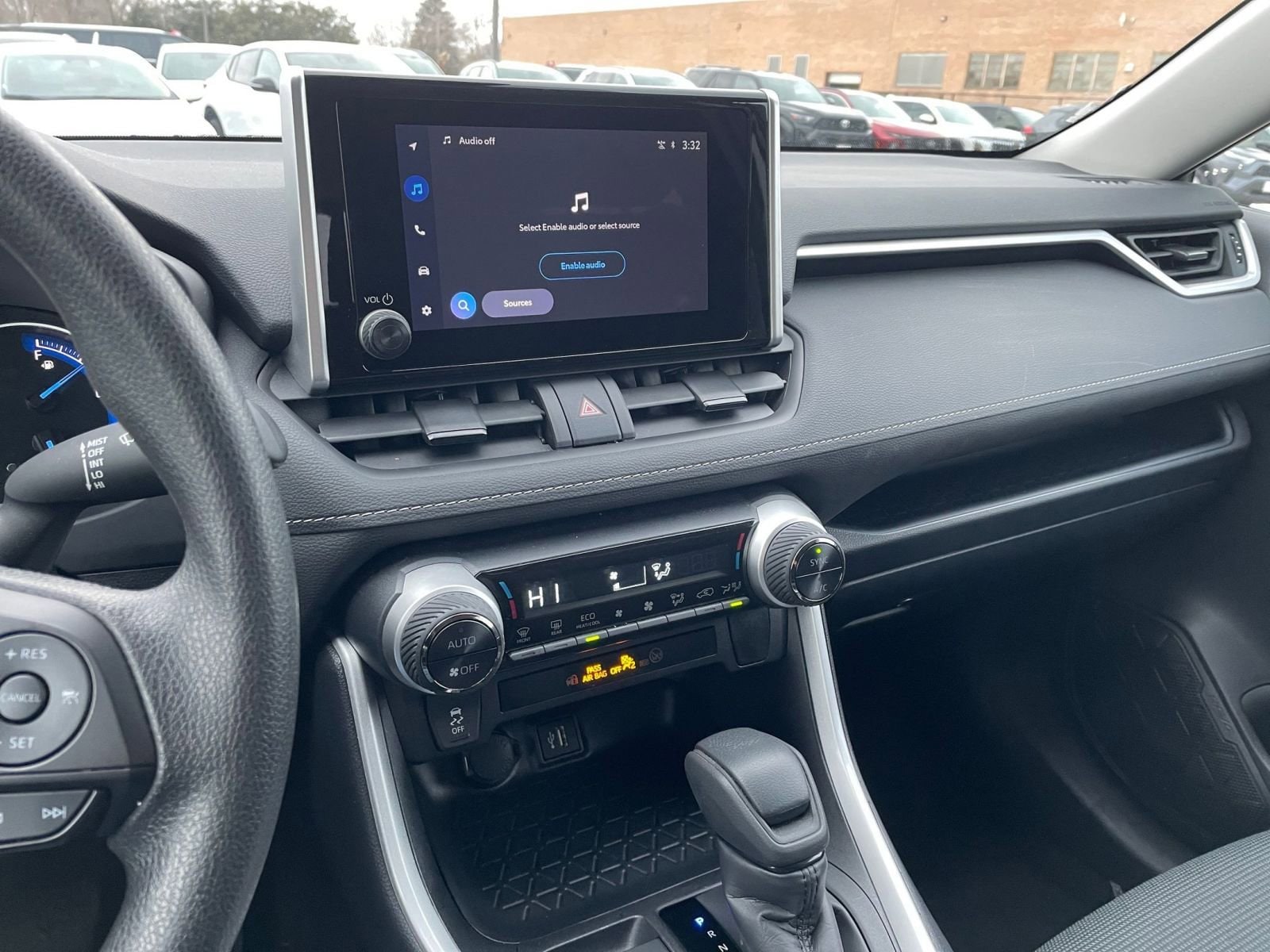 Thumbnail: 2025 Toyota RAV4 - 18