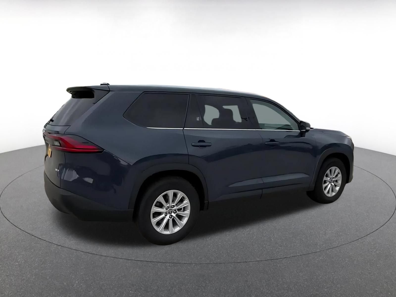 Thumbnail: 2025 Toyota Grand Highlander - 15