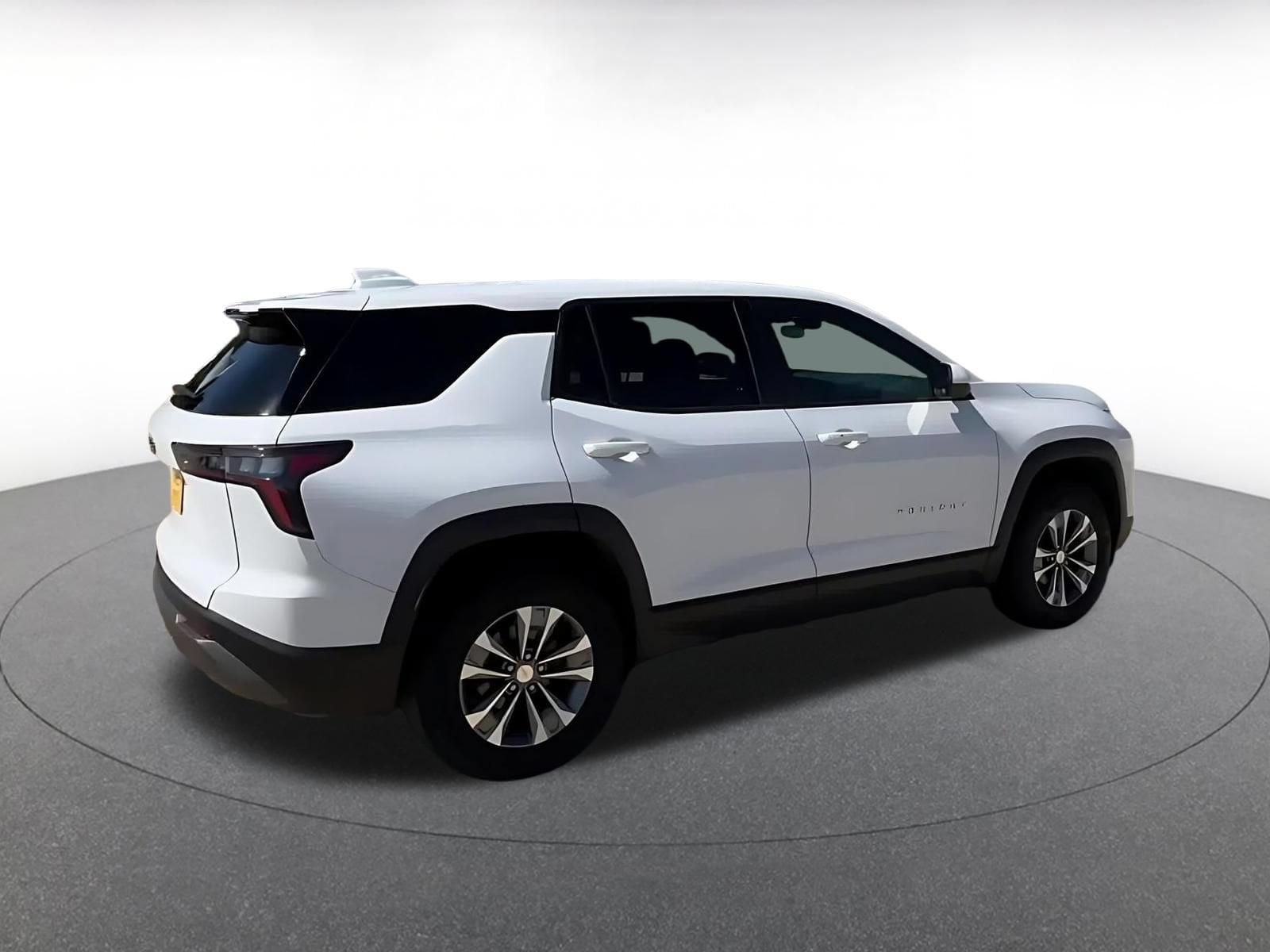 Thumbnail: 2025 Chevrolet Equinox - 15
