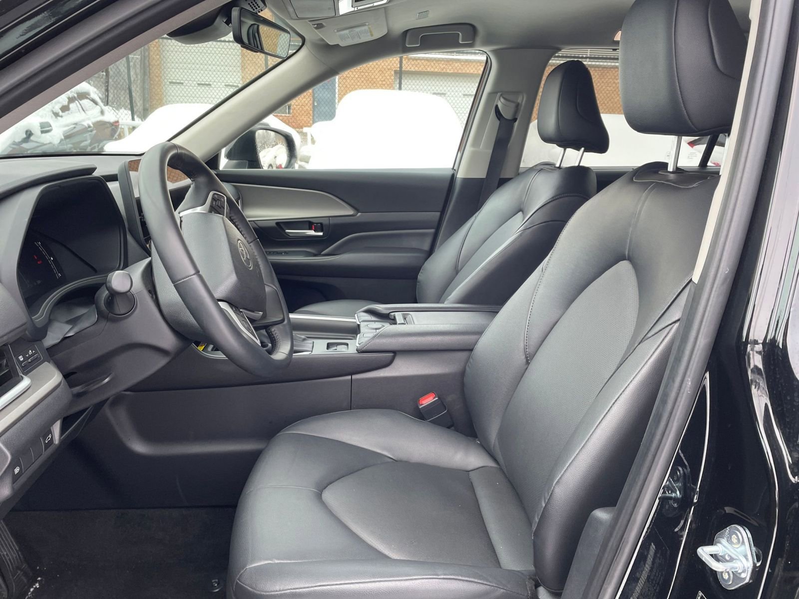 Thumbnail: 2025 Toyota Grand Highlander - 28