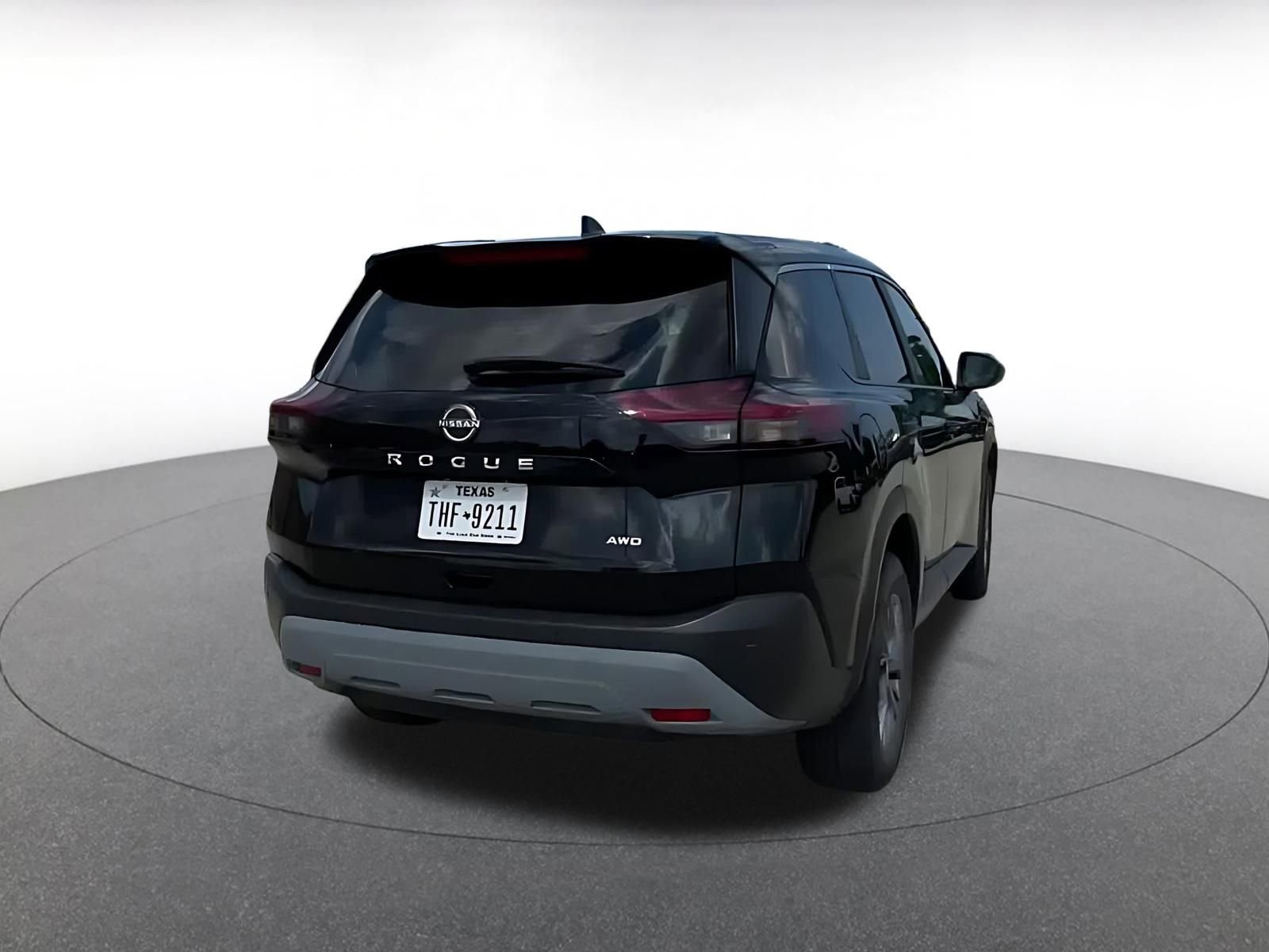 Thumbnail: 2023 Nissan Rogue - 14