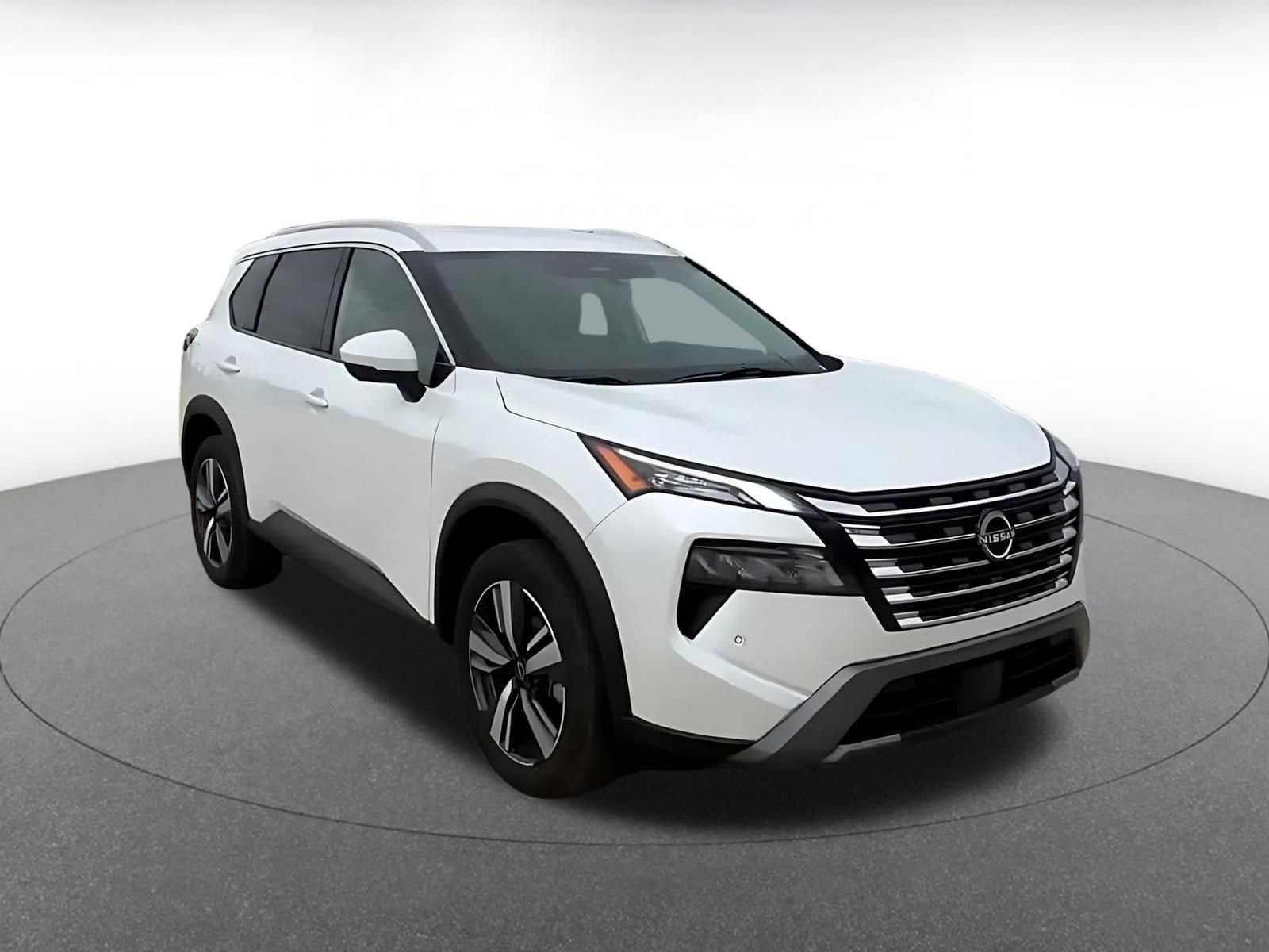 Thumbnail: 2026 Nissan Rogue - 3