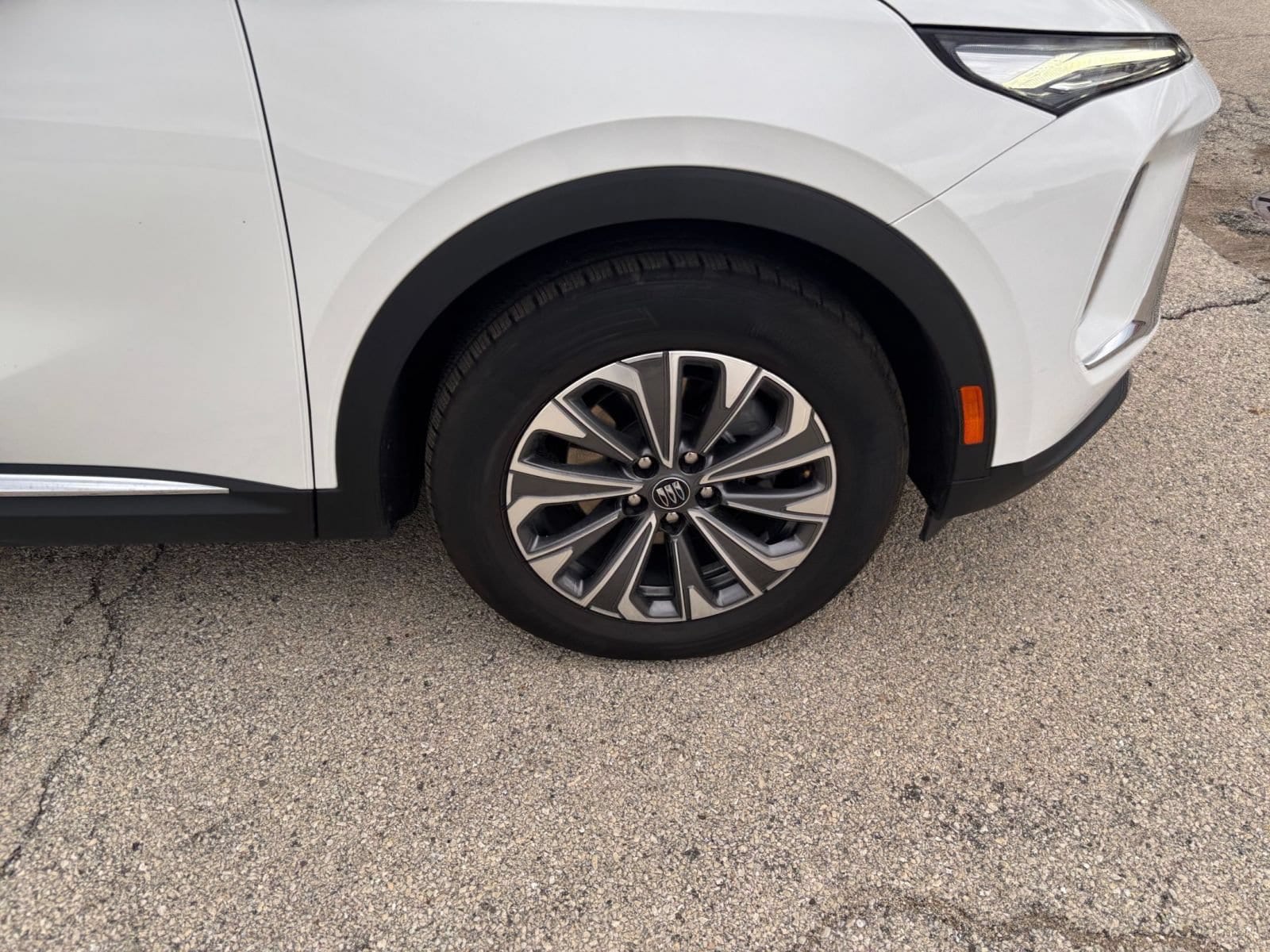 Thumbnail: 2024 Buick Envision - 27