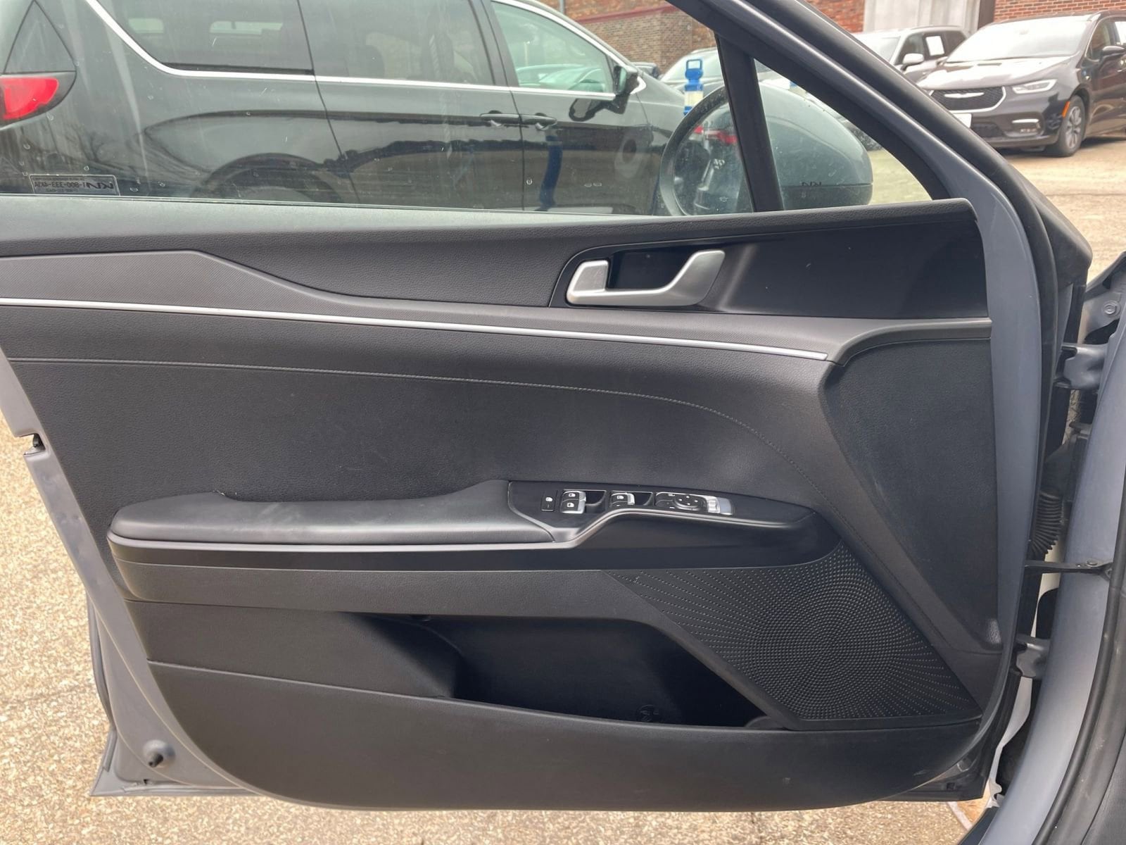 Thumbnail: 2023 Kia K5 - 18