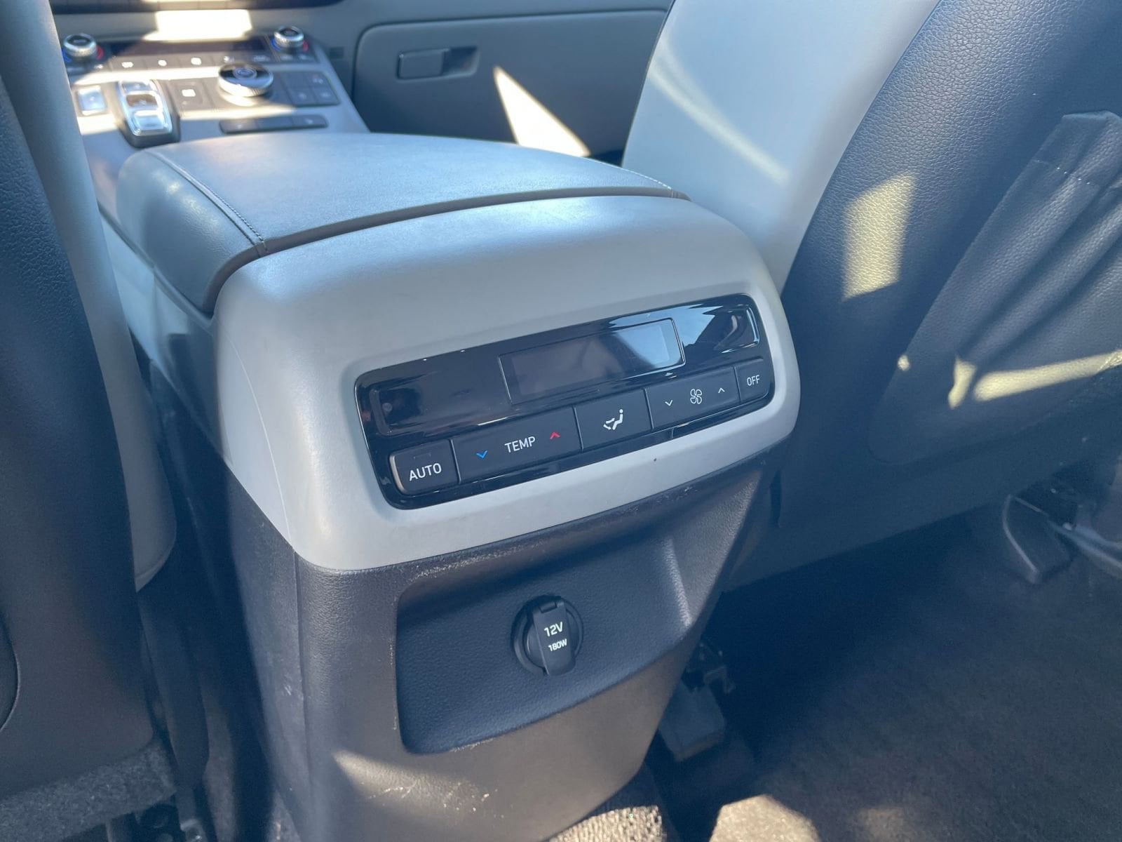 Thumbnail: 2025 Hyundai Palisade - 25