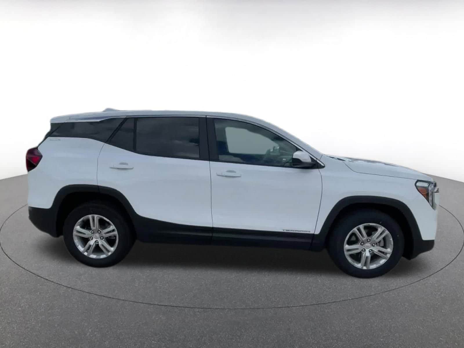 Thumbnail: 2024 GMC Terrain - 16