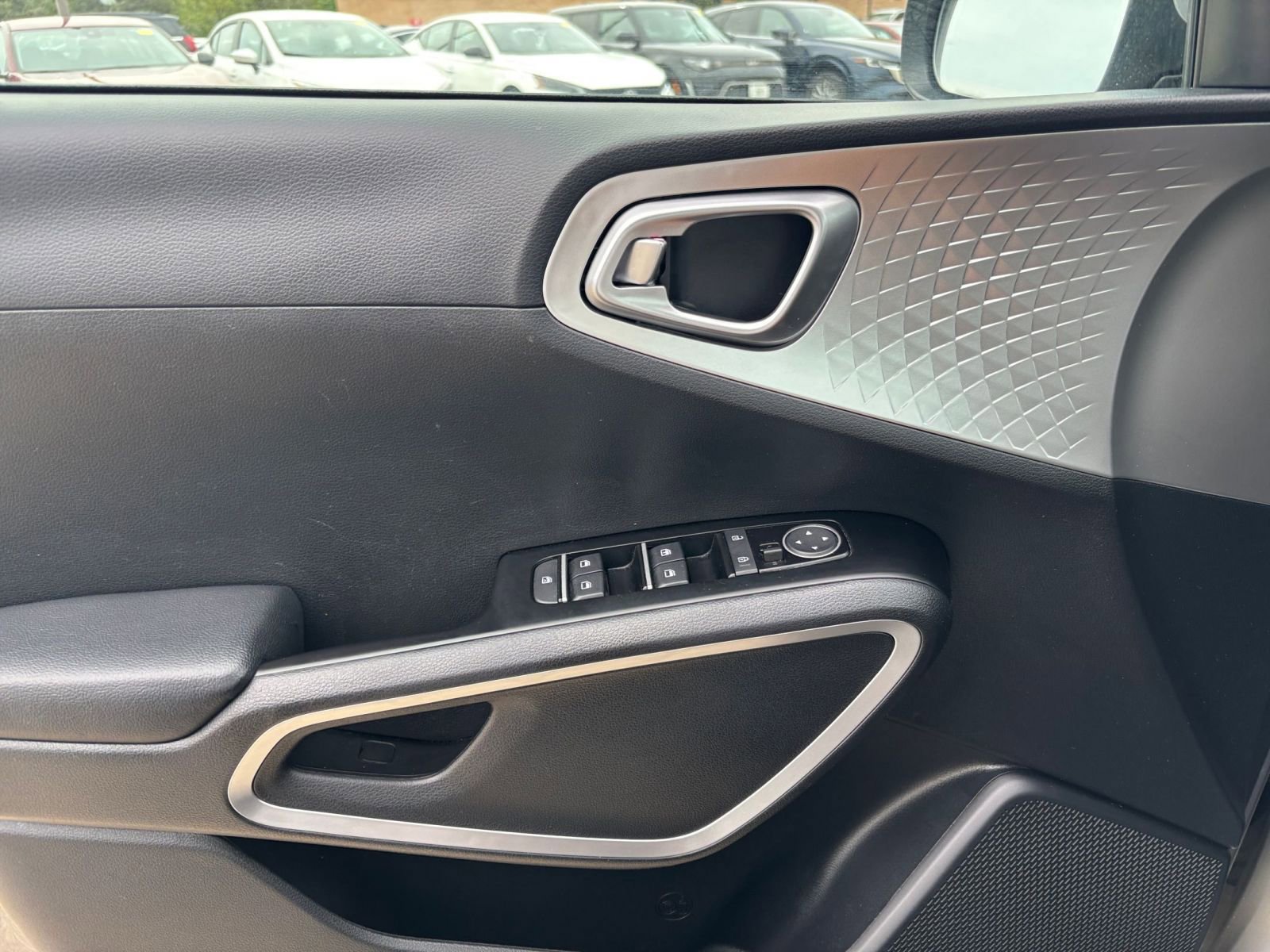 Thumbnail: 2025 Kia Soul - 18