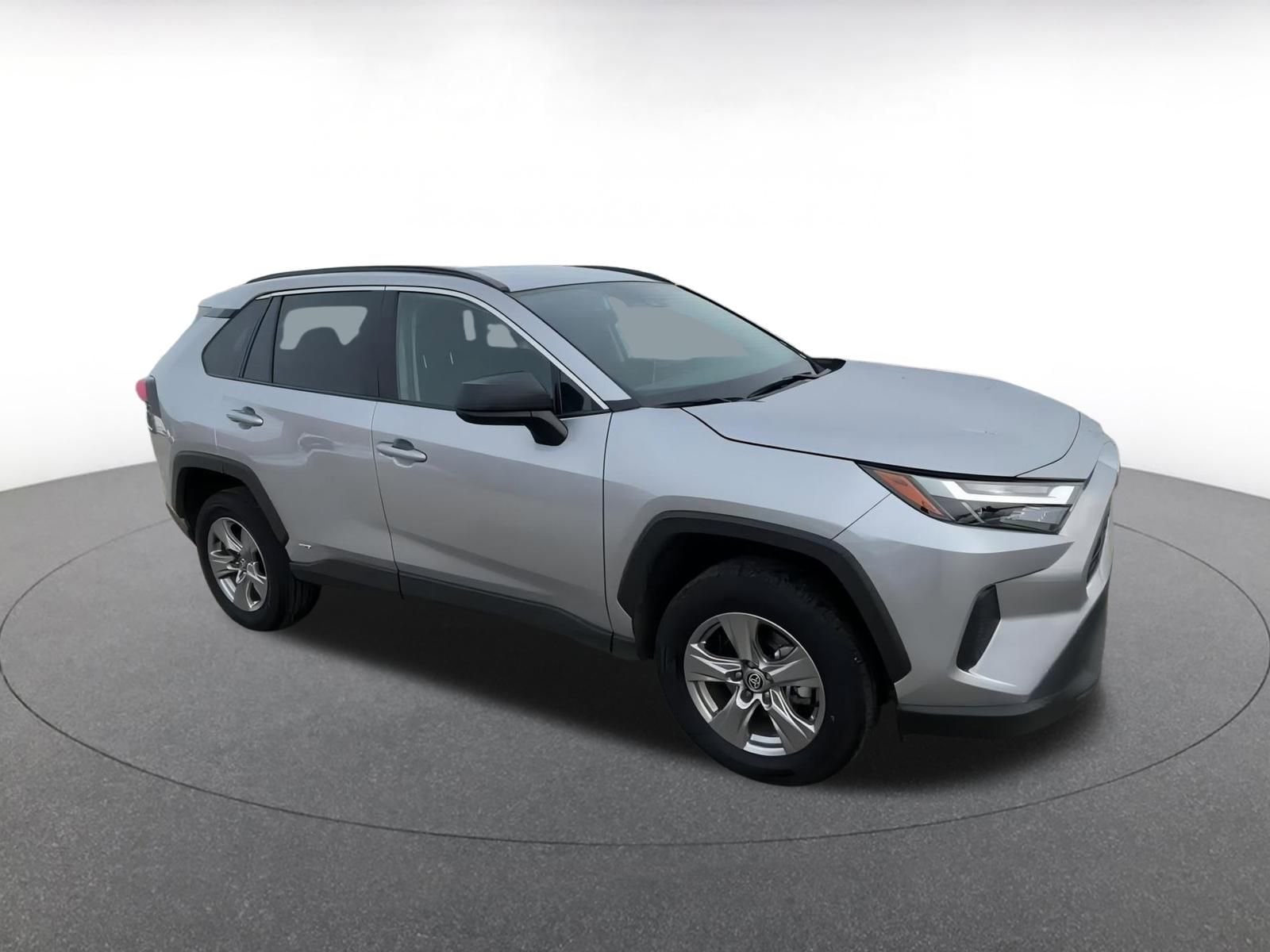 Thumbnail: 2025 Toyota RAV4 - 2