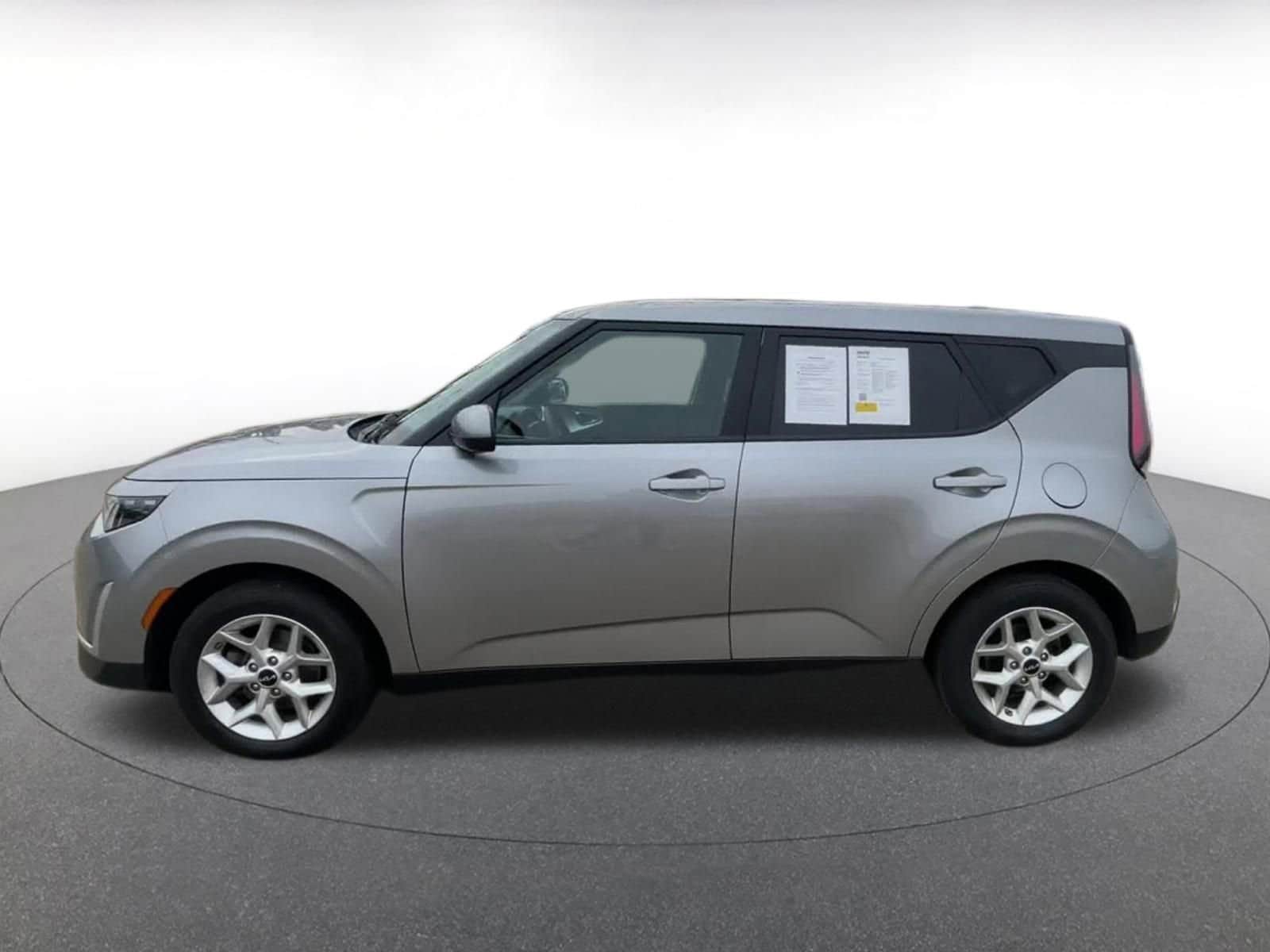 Thumbnail: 2024 Kia Soul - 9