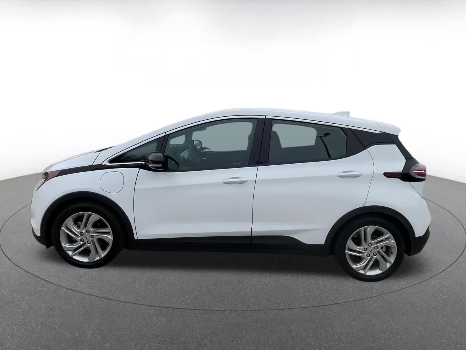 2023 Chevrolet Bolt EV 1LT 8