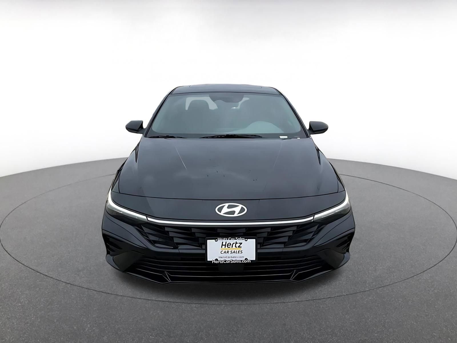 Thumbnail: 2025 Hyundai Elantra - 4