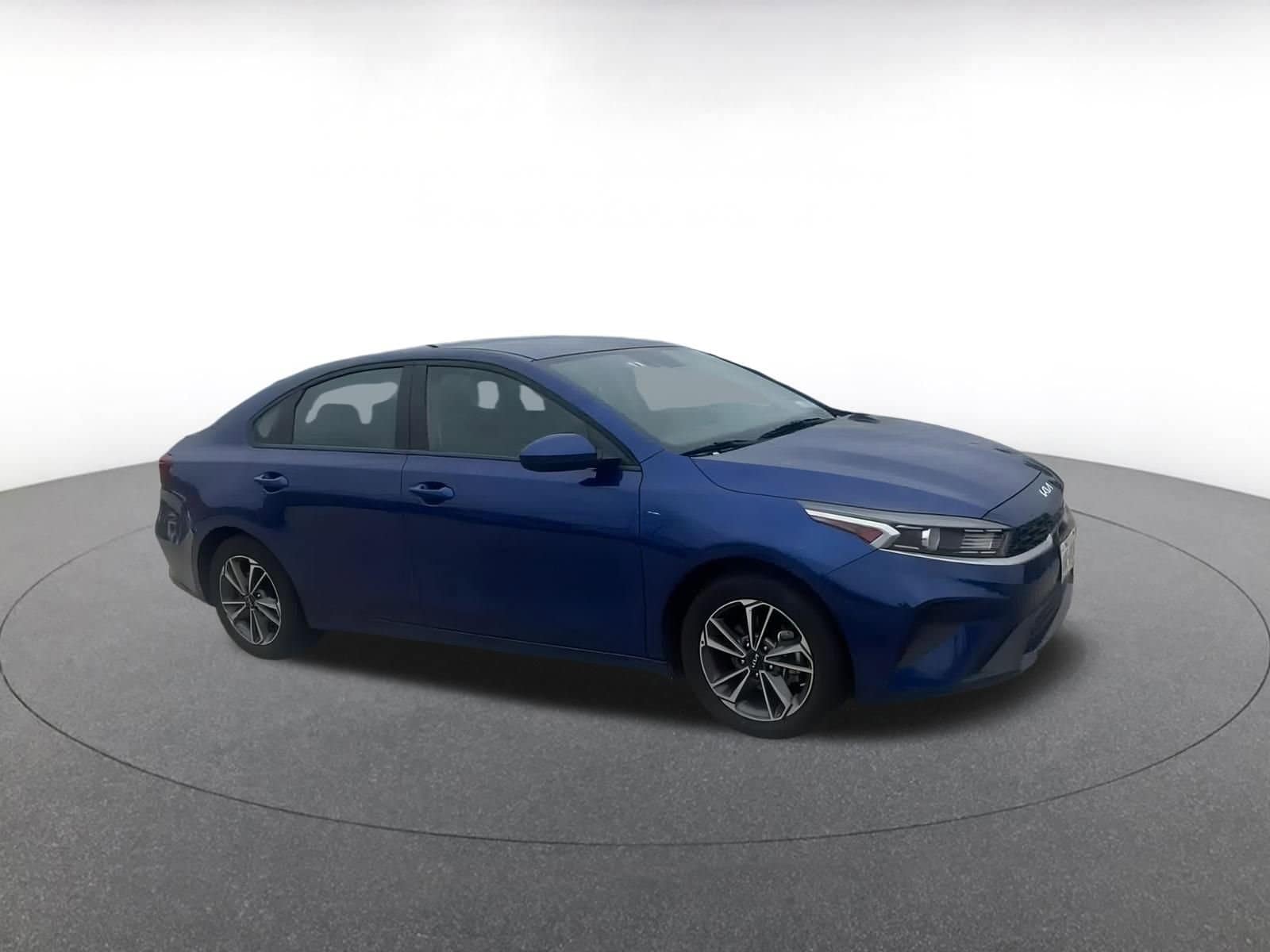 Thumbnail: 2024 Kia Forte - 2