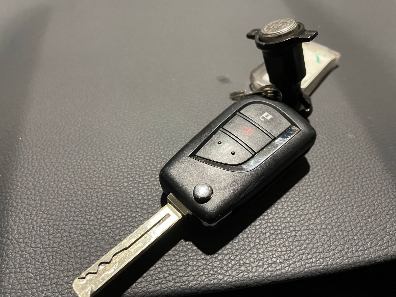 Thumbnail: 2025 Toyota RAV4 - 22