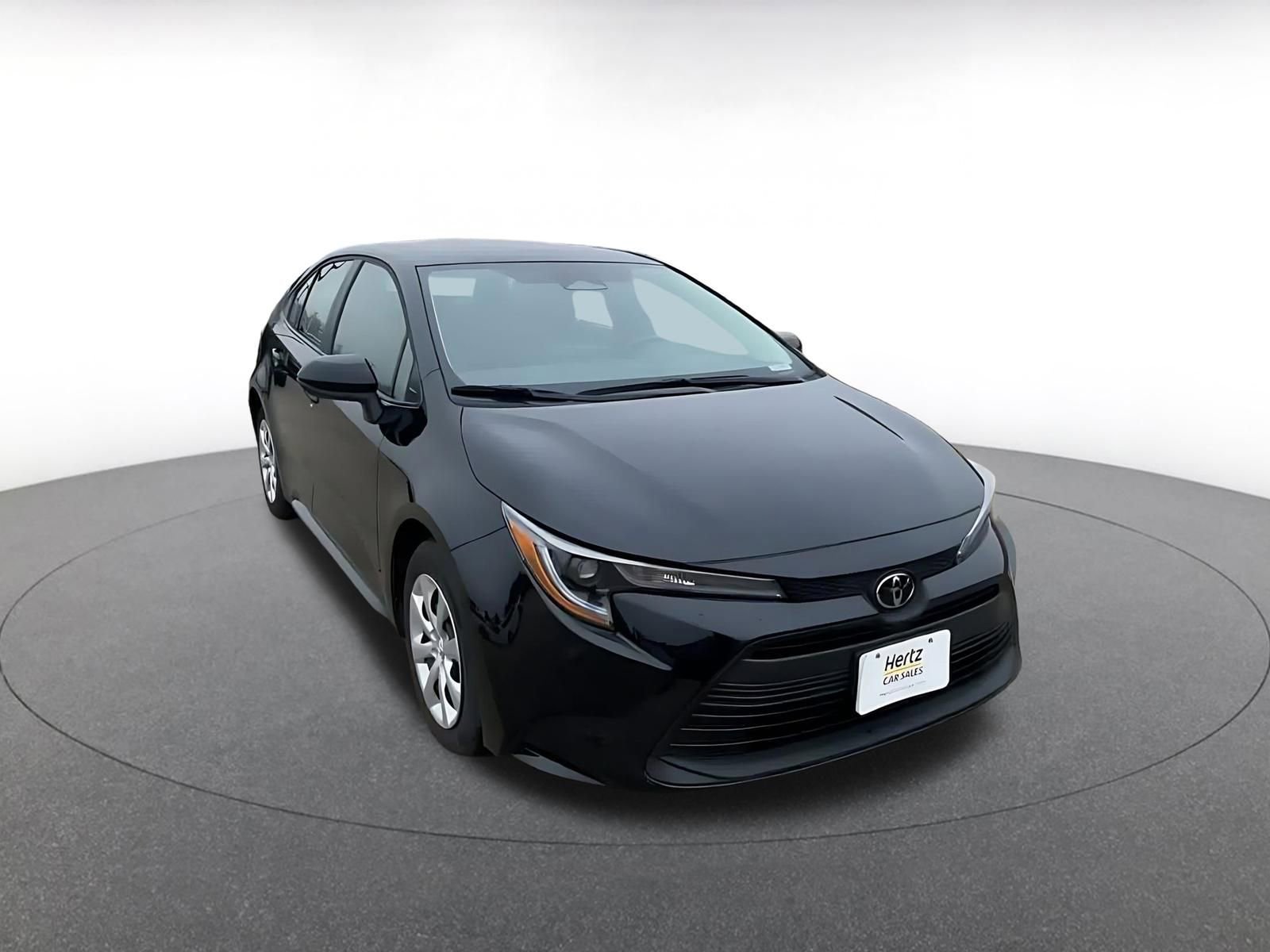 Thumbnail: 2025 Toyota Corolla - 3