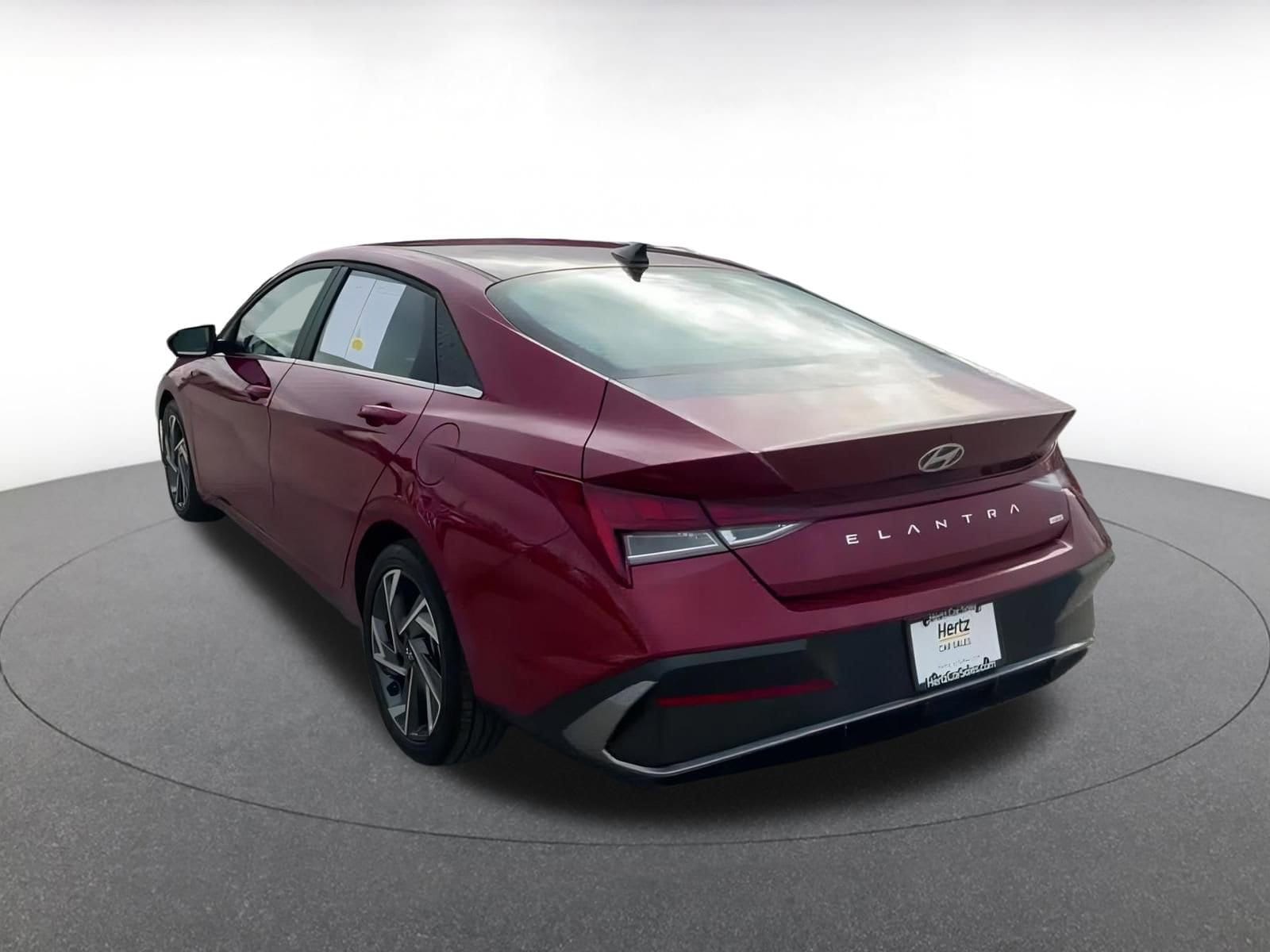 Thumbnail: 2025 Hyundai Elantra - 11