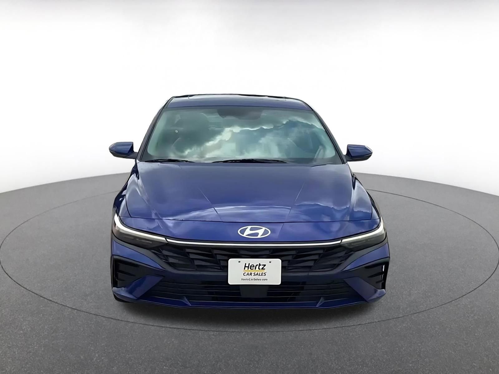 Thumbnail: 2025 Hyundai Elantra - 4