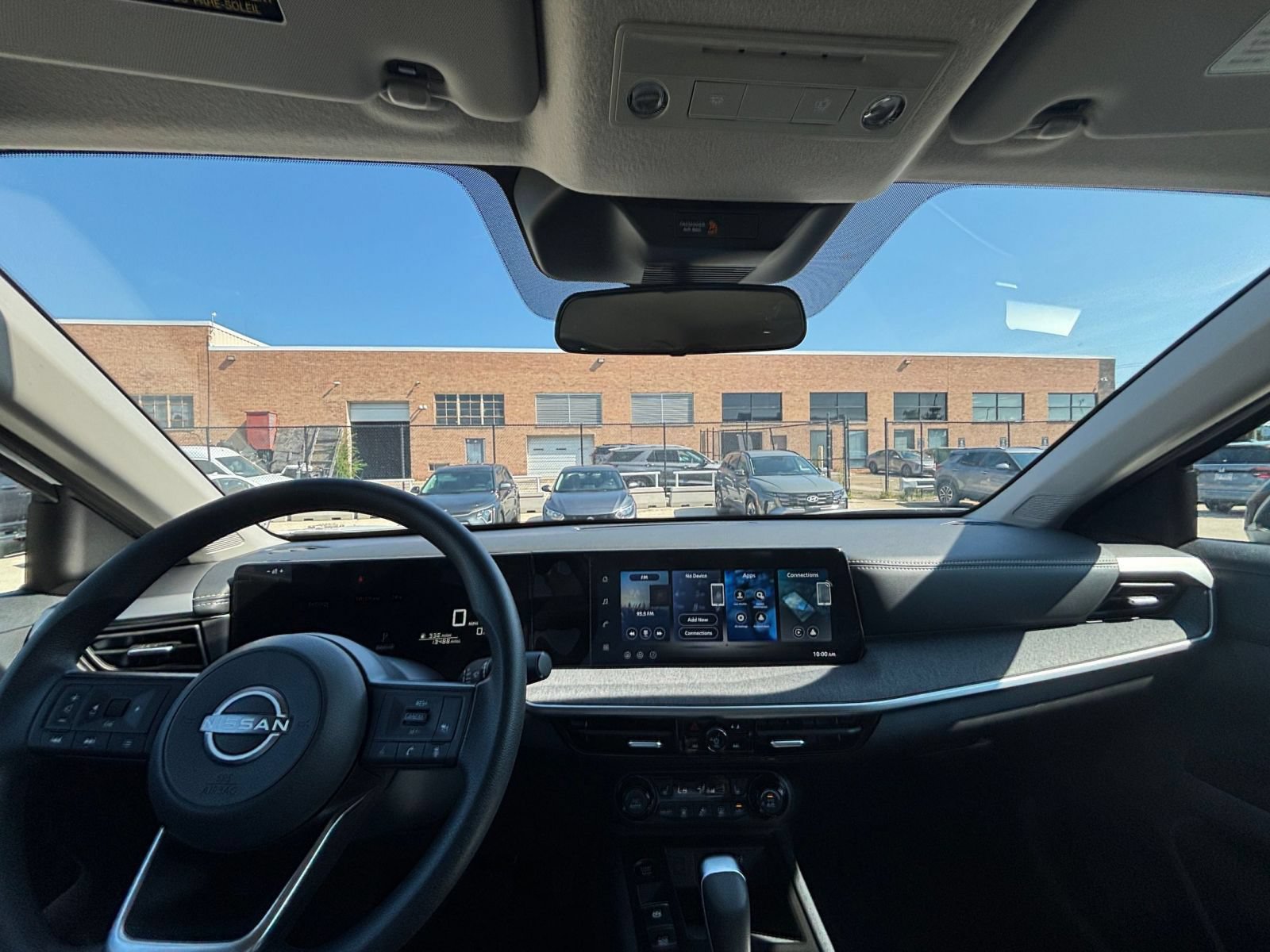 Thumbnail: 2026 Nissan Kicks - 32