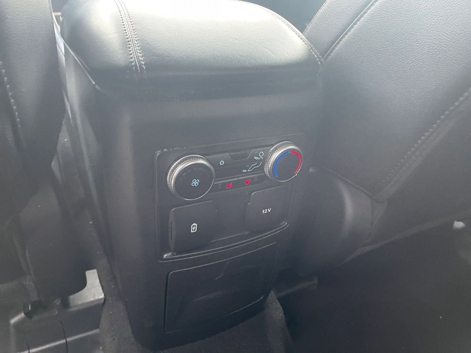 Thumbnail: 2024 Ford Explorer - 25