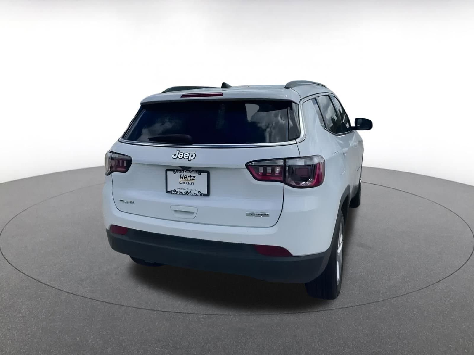 Thumbnail: 2023 Jeep Compass - 14