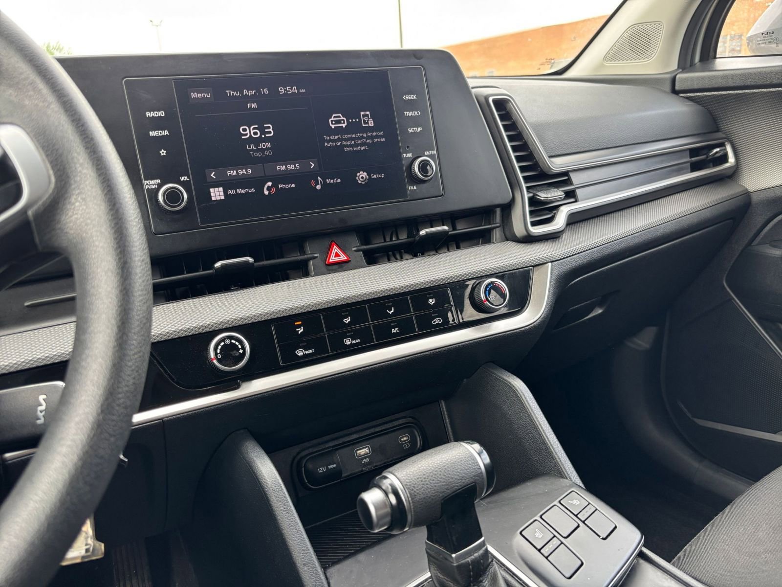 Thumbnail: 2024 Kia Sportage - 17