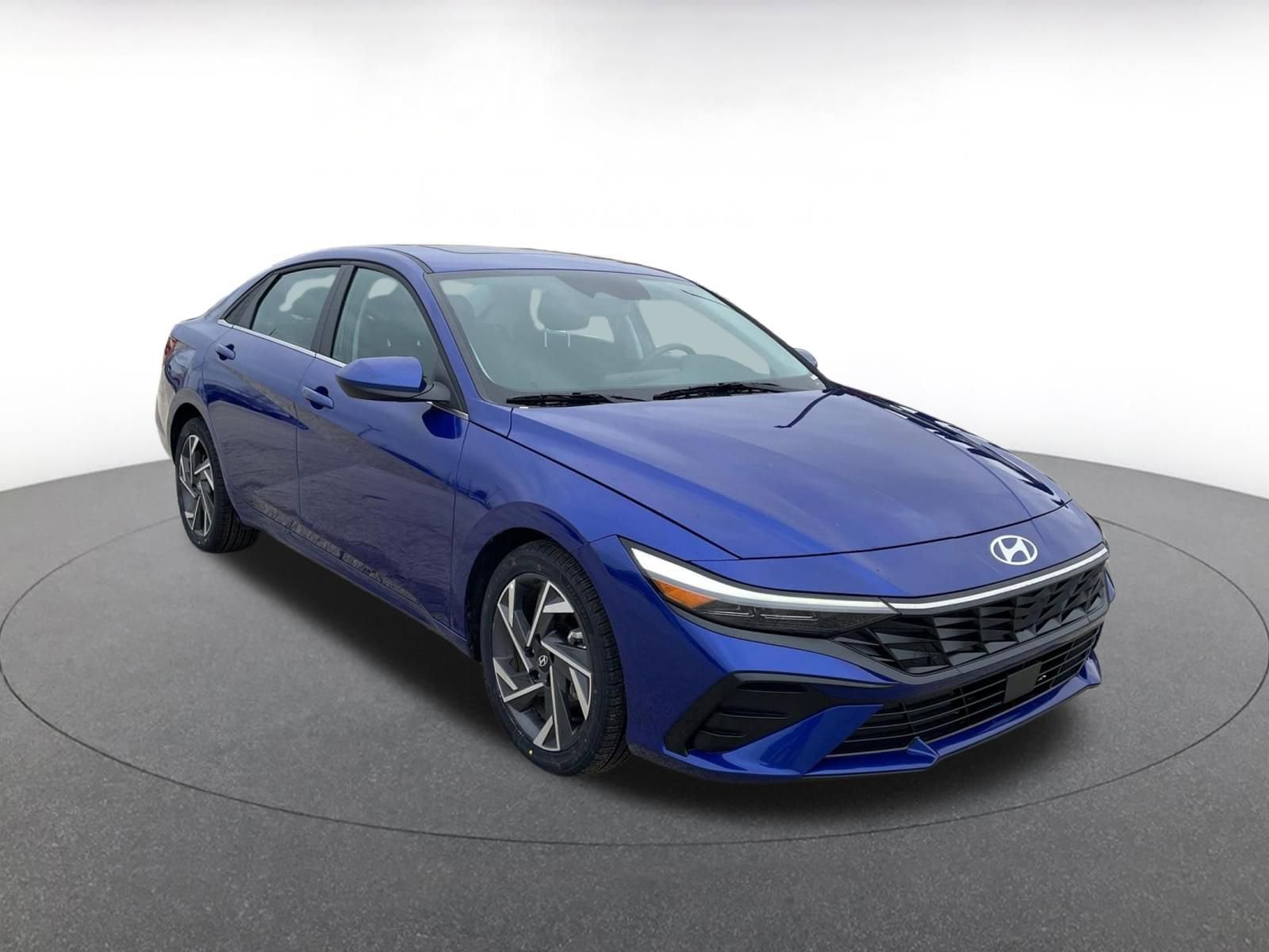 Thumbnail: 2025 Hyundai Elantra - 1