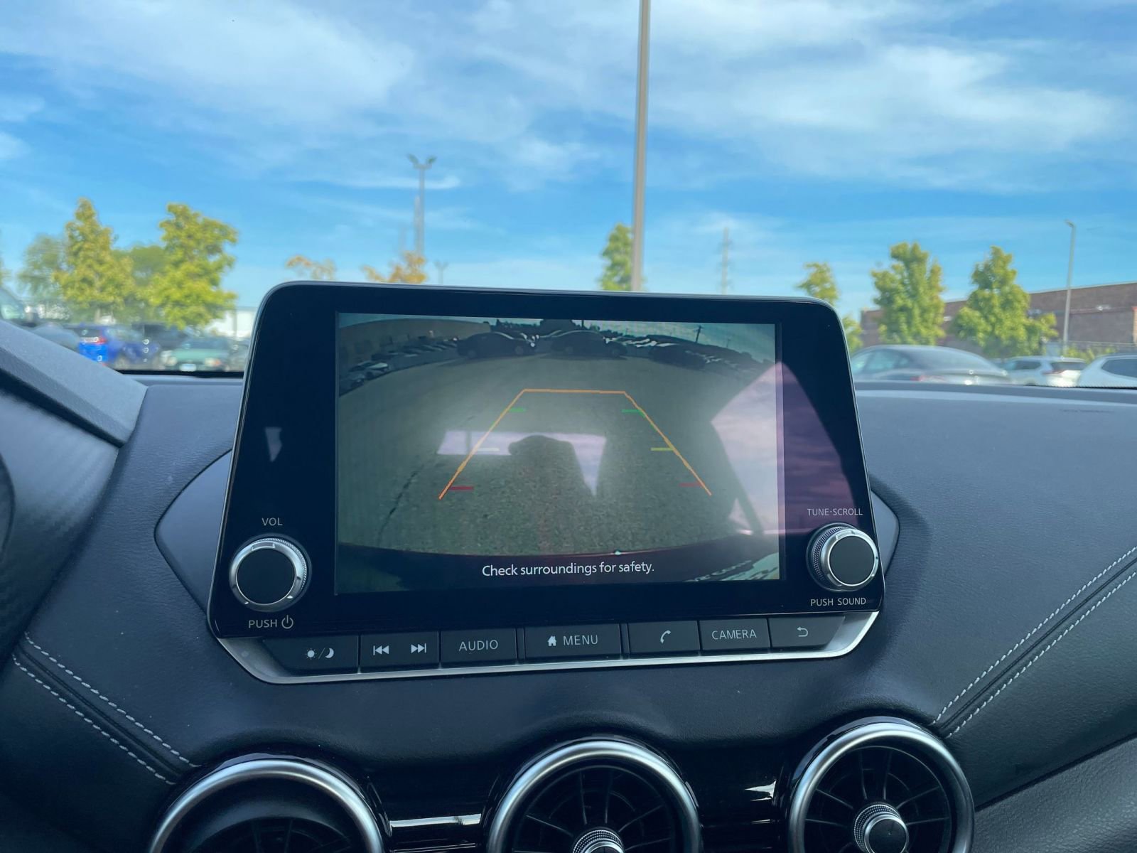 Thumbnail: 2024 Nissan Sentra - 17