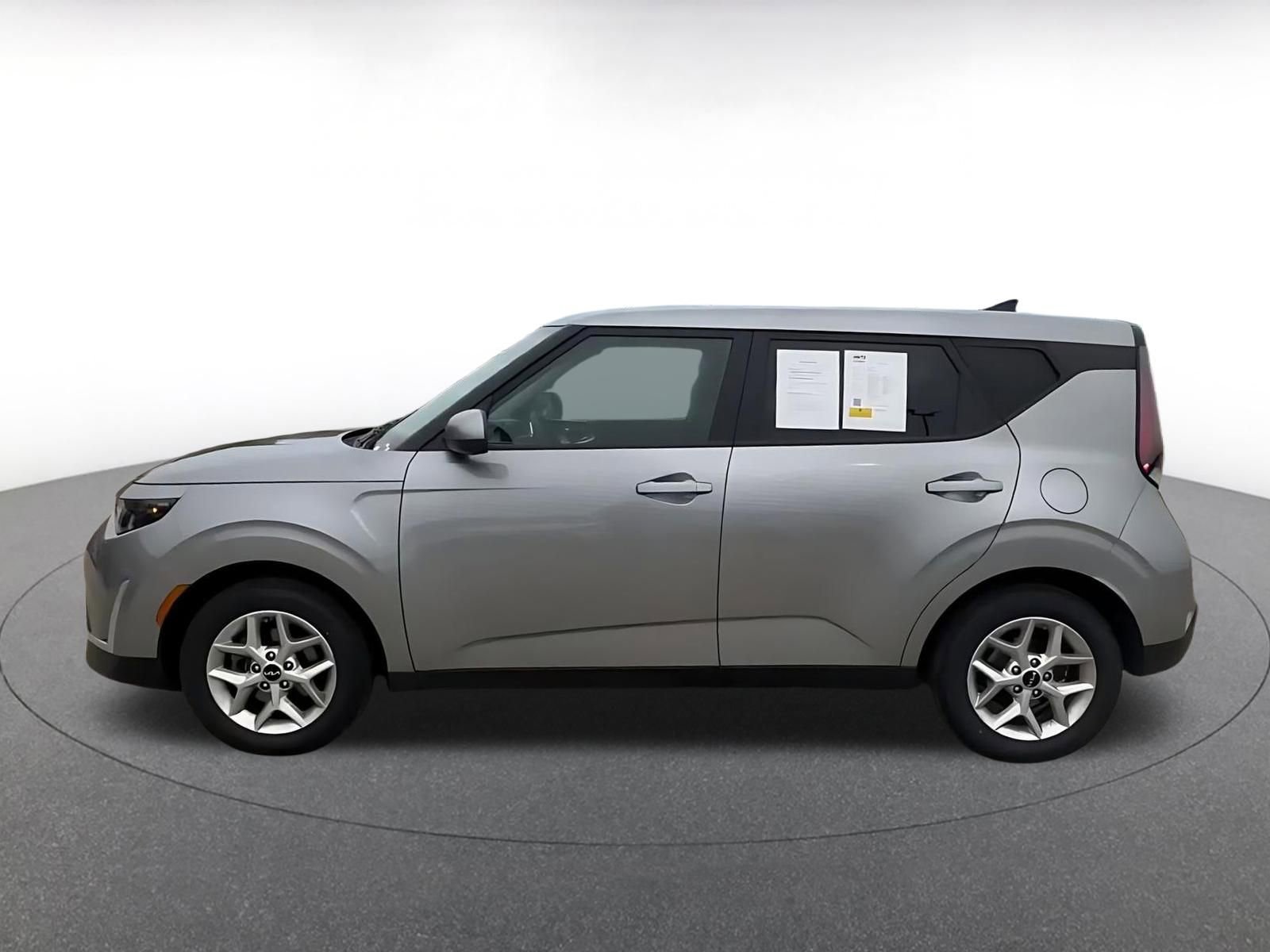 Thumbnail: 2024 Kia Soul - 9