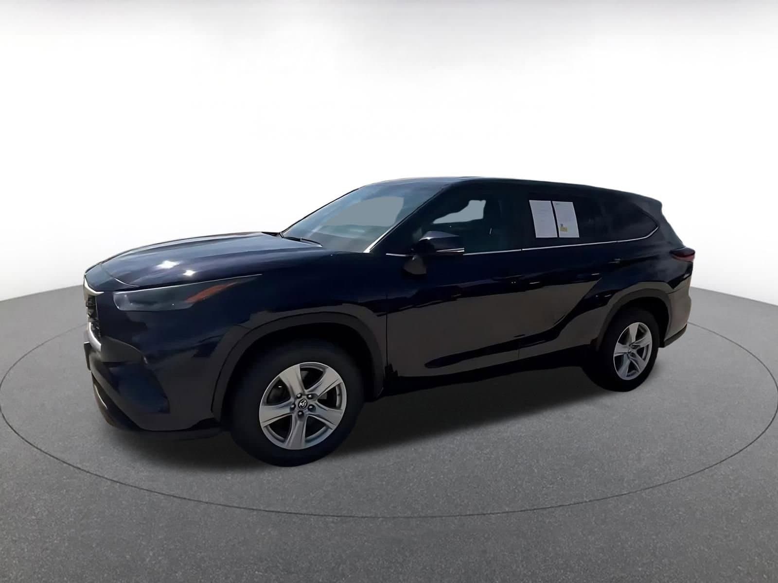 Thumbnail: 2025 Toyota Highlander - 8