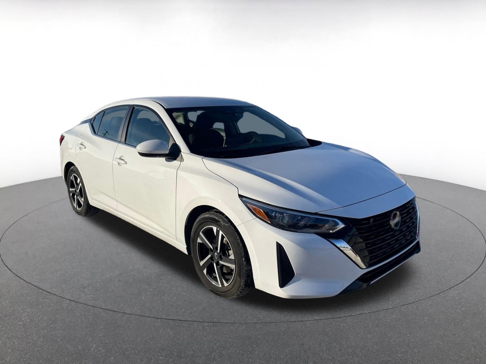 Thumbnail: 2025 Nissan Sentra - 1