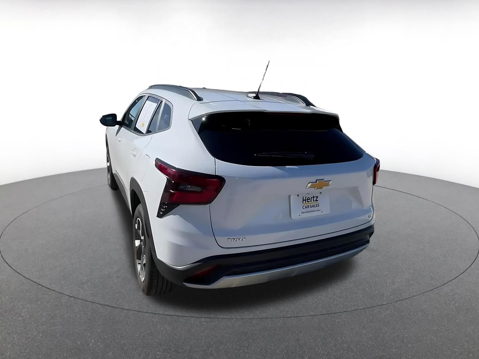 Thumbnail: 2025 Chevrolet Trax - 11