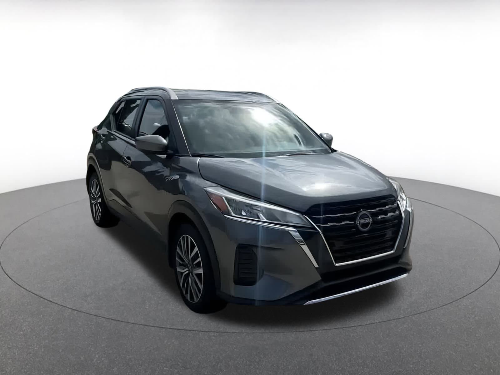 Thumbnail: 2024 Nissan Kicks - 3