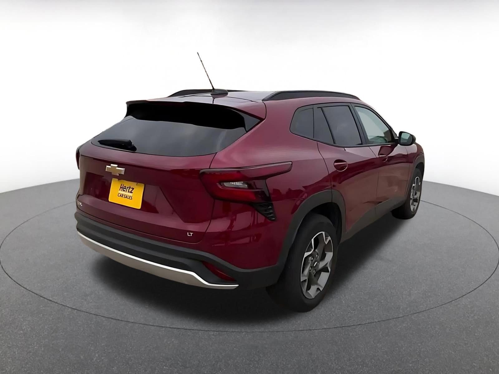 Thumbnail: 2025 Chevrolet Trax - 15