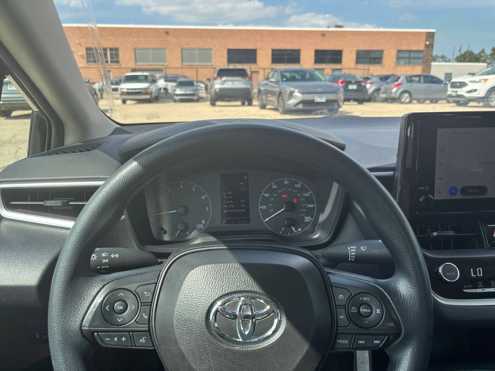 Thumbnail: 2025 Toyota Corolla - 27