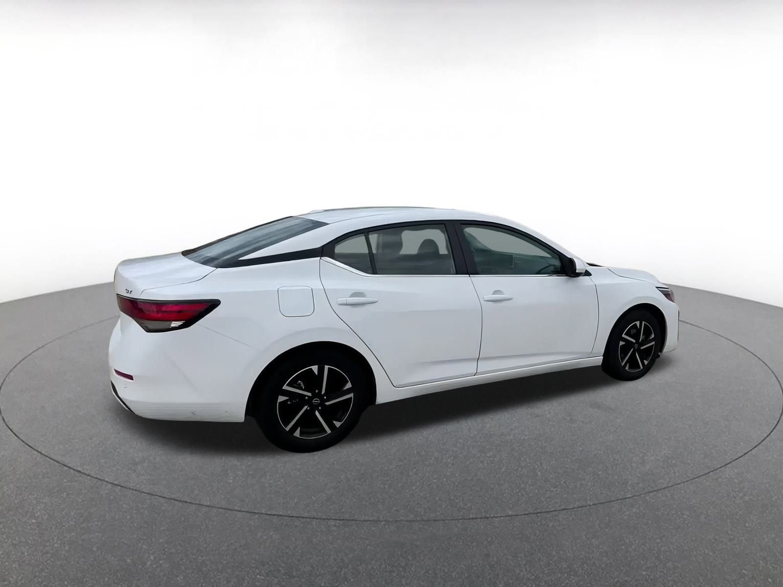 Thumbnail: 2024 Nissan Sentra - 15