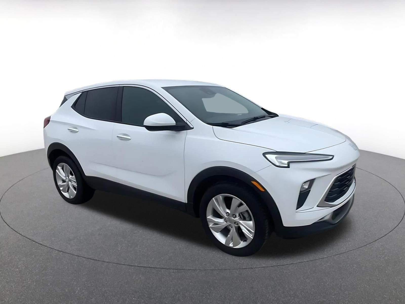 Thumbnail: 2025 Buick Encore GX - 2